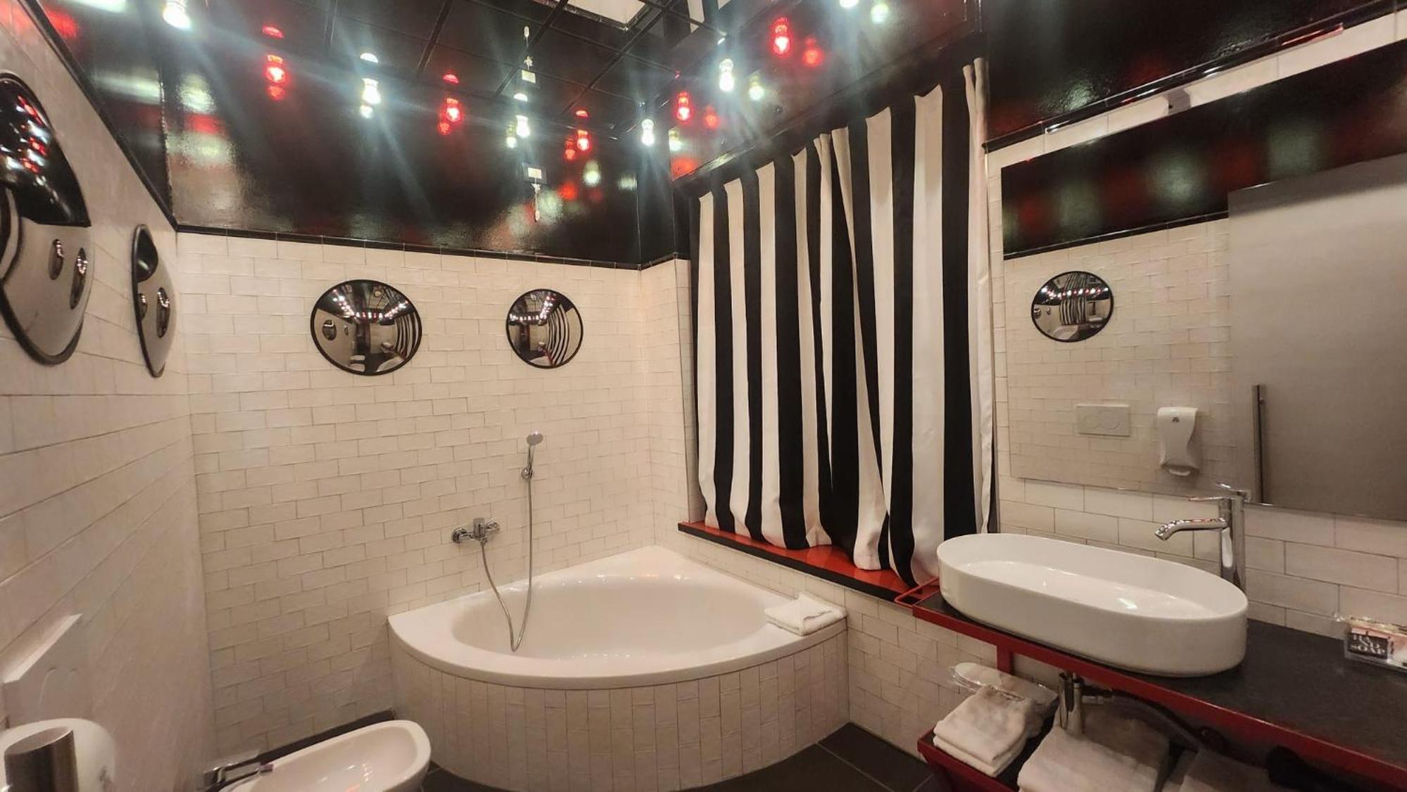 Superior Suite photo 2