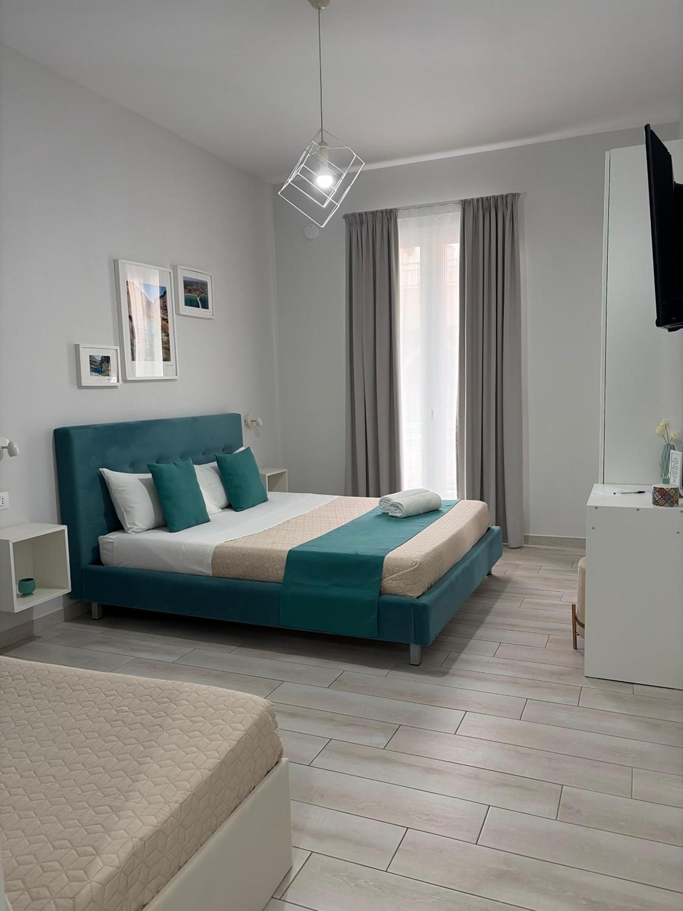 Triple Room with Private Bathroom photo 2