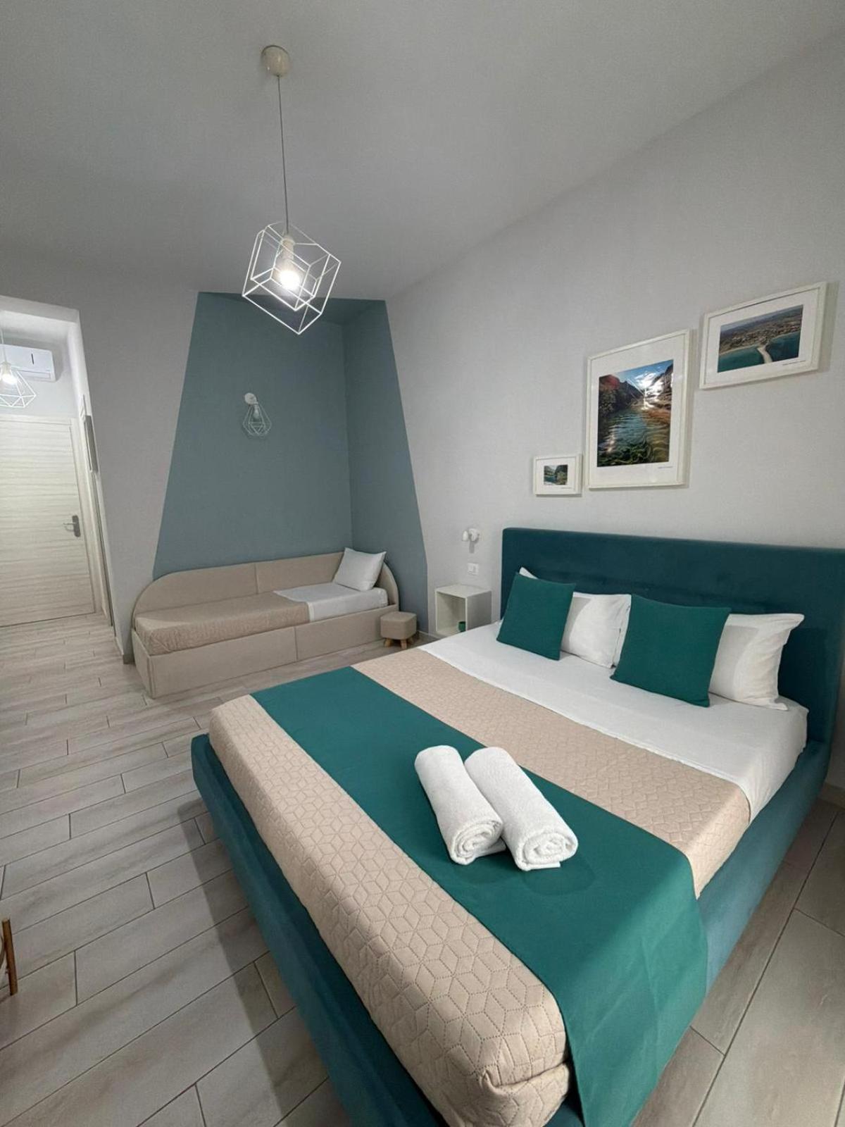 Triple Room with Private Bathroom