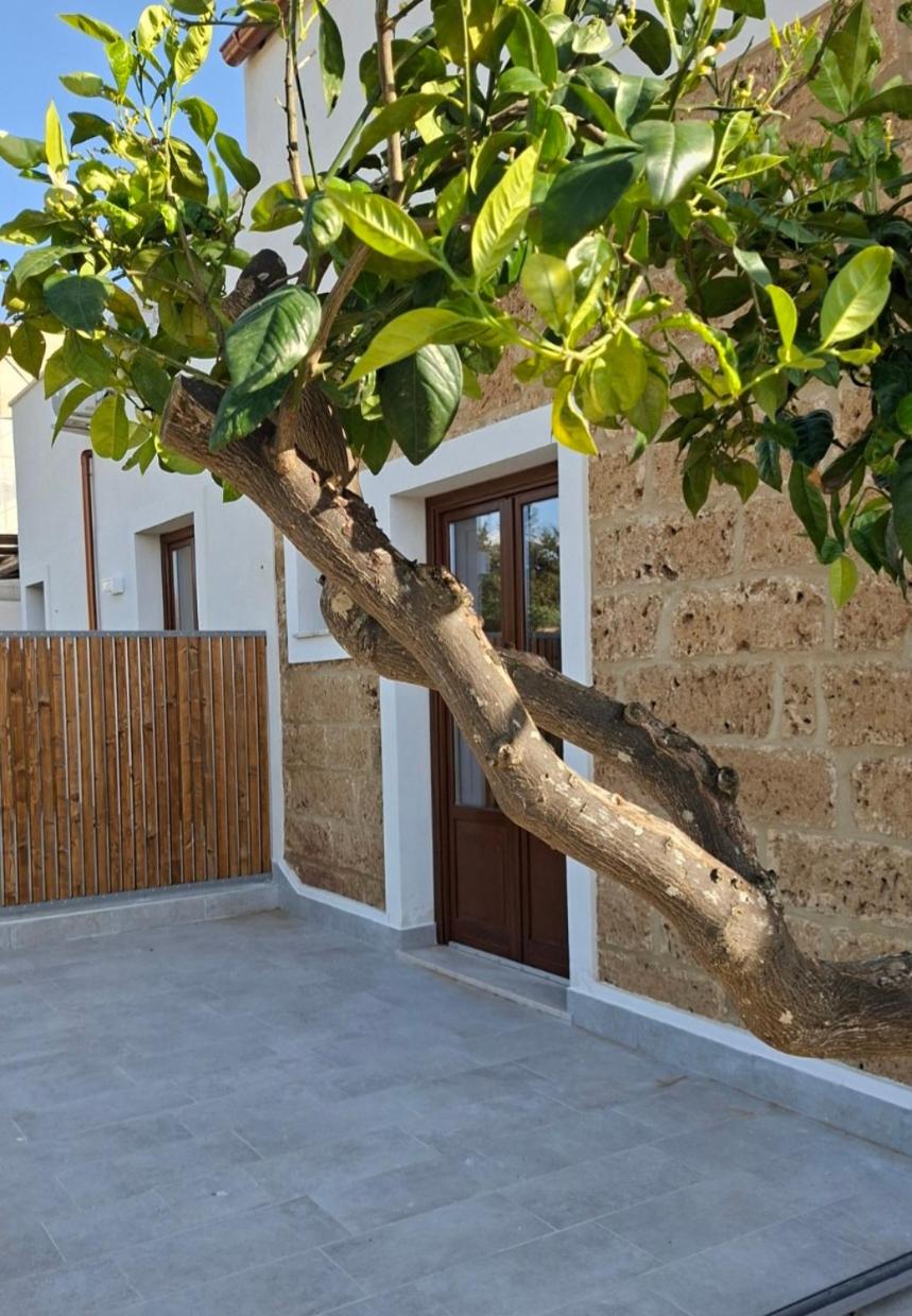 Two-Bedroom Deluxe Apartment with Garden View - Annex