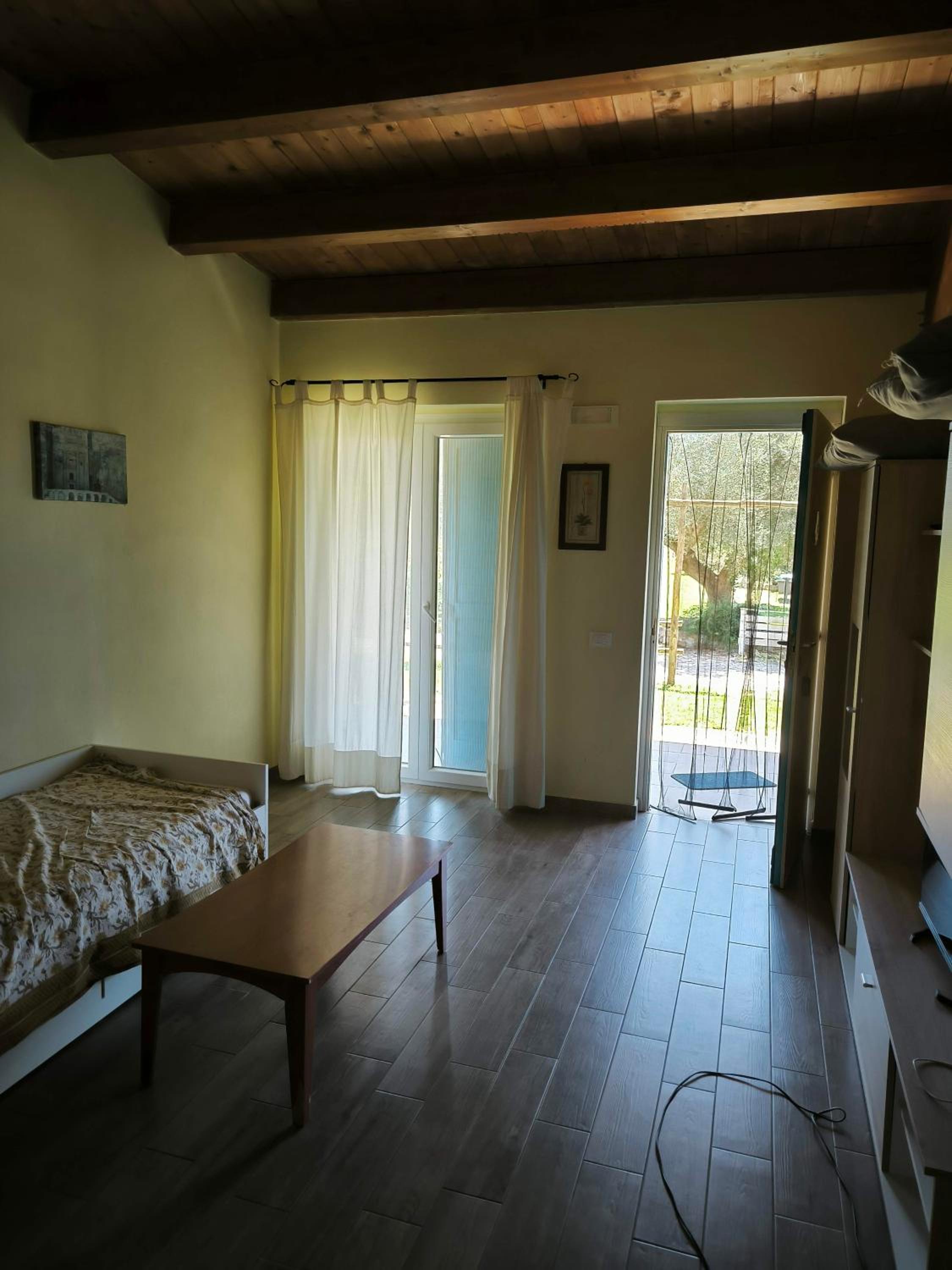 Two-Bedroom House - Photo 3