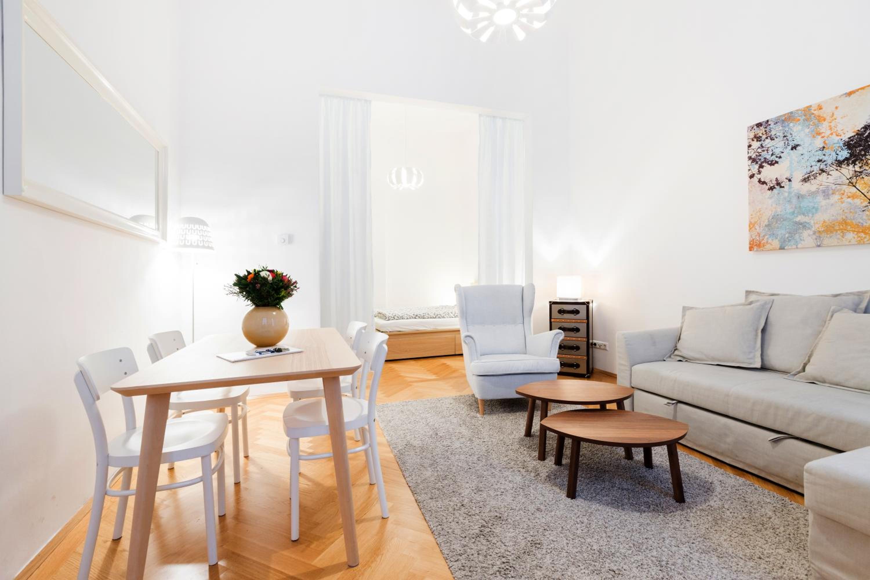 Studio Apartment