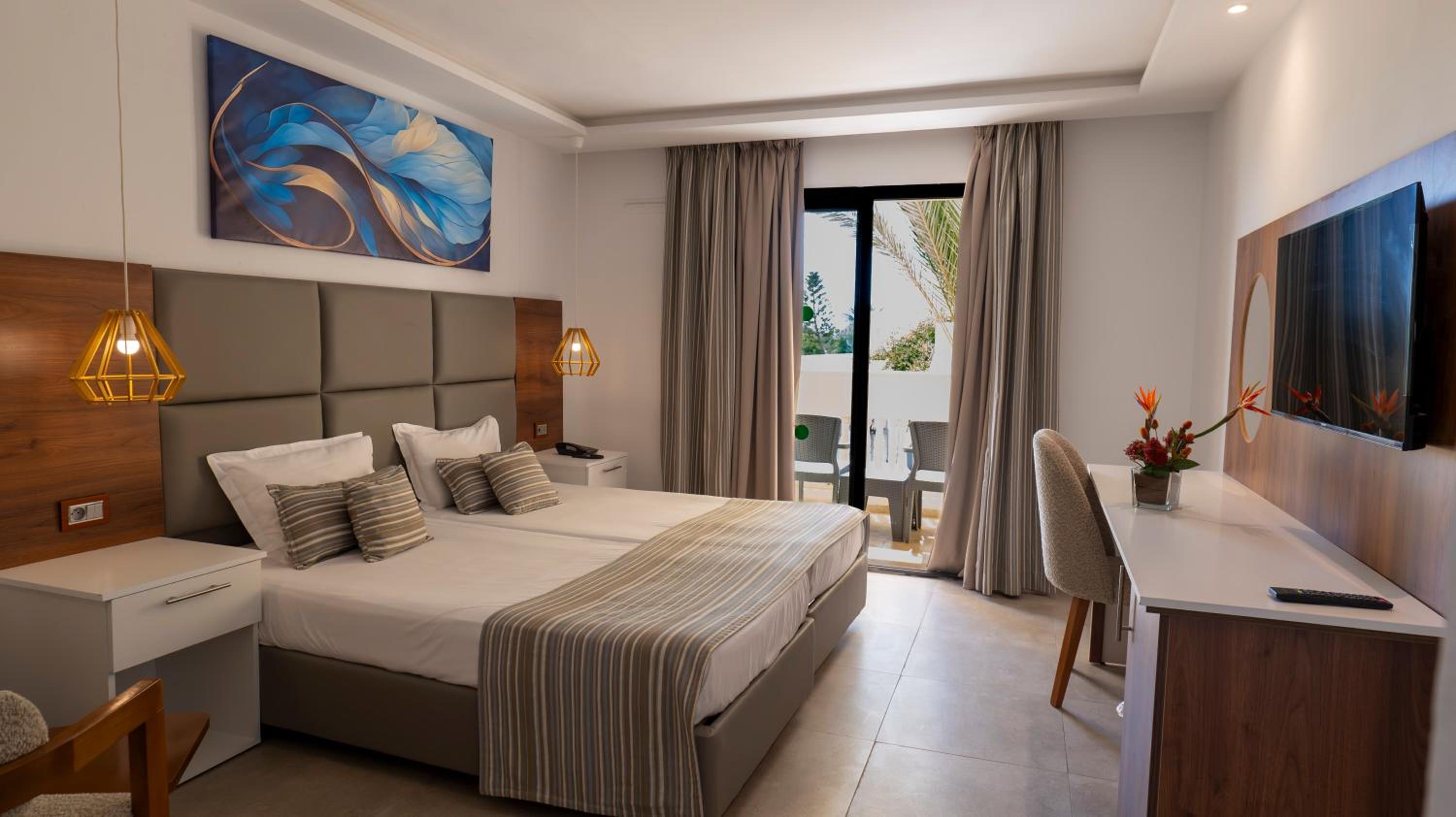 Superior Double Room - Photo 1