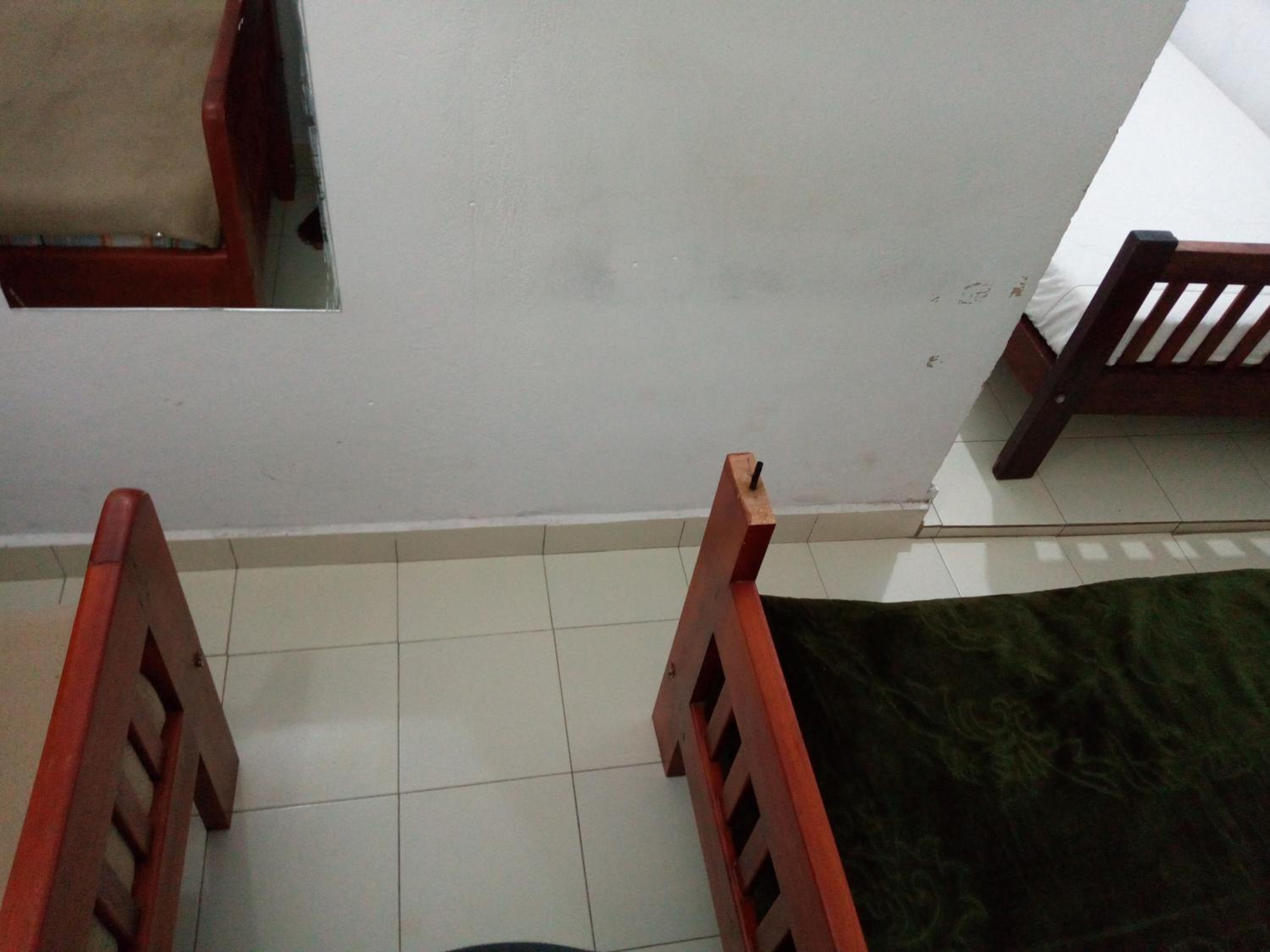 Small Twin Room photo 2