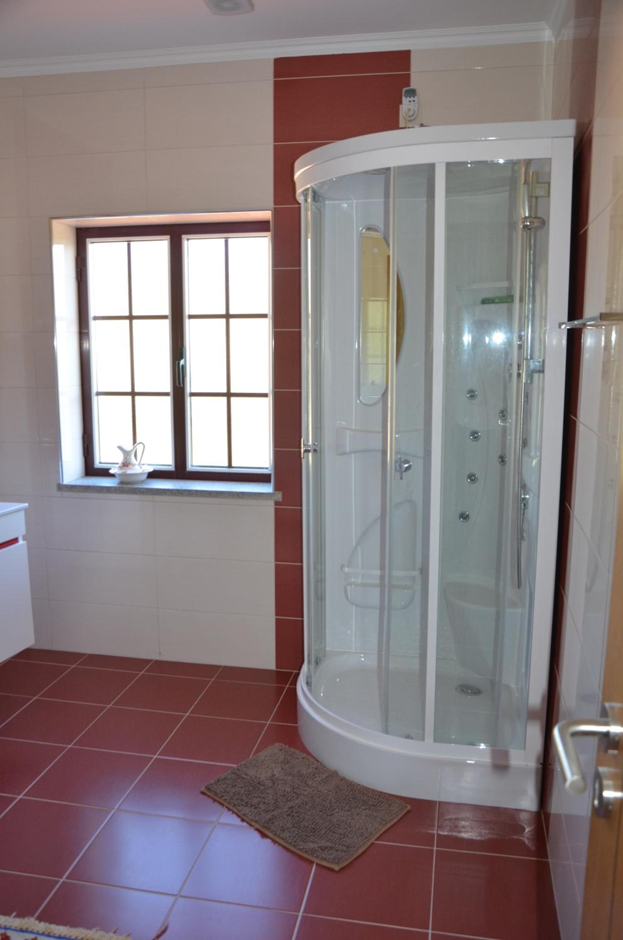 Double Room - Photo 11