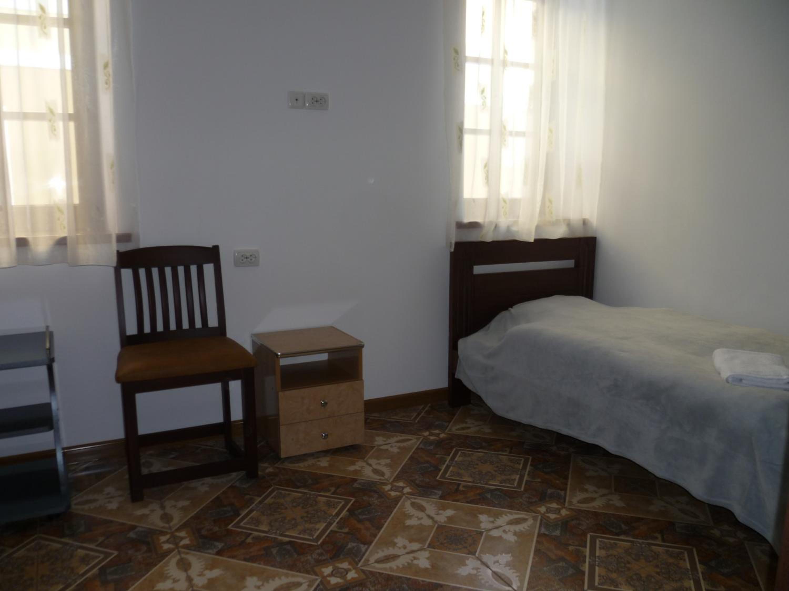 Bed in 6-Bed Mixed Dormitory Room photo 1