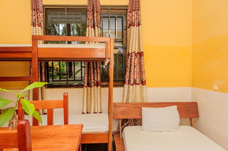 Triple Room with Private Bathroom