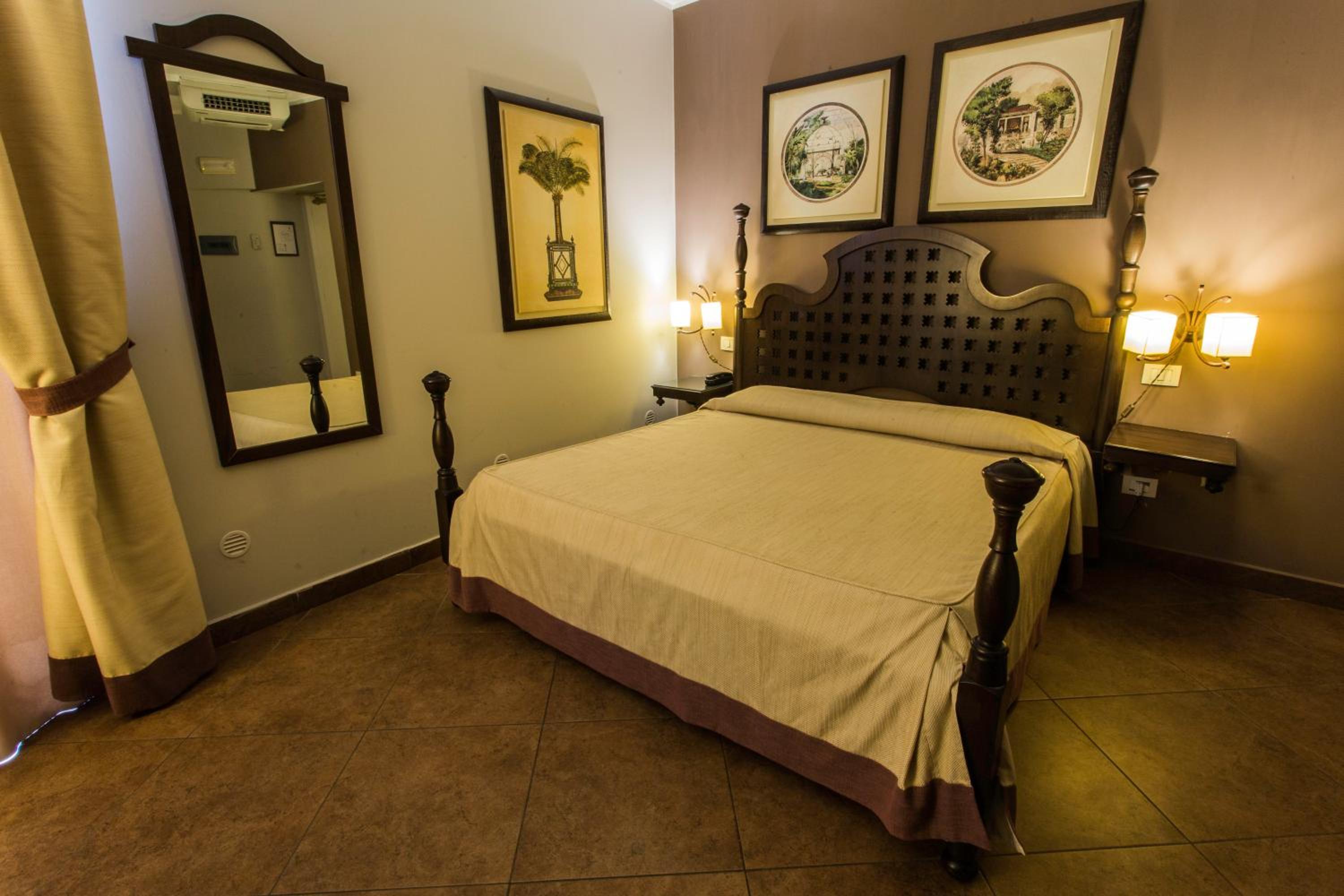 Economy Double Room - Ground Floor - Photo 6