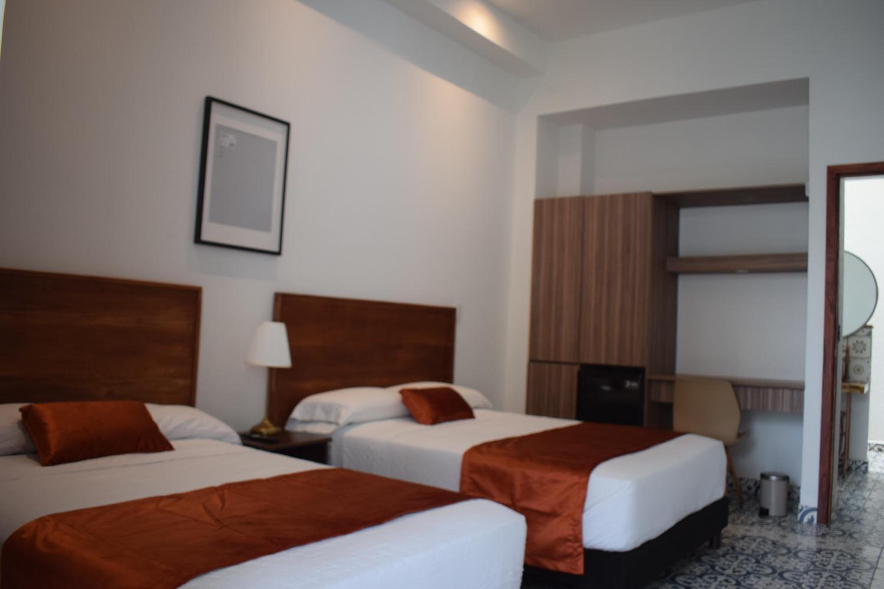 Superior Twin Room photo 3