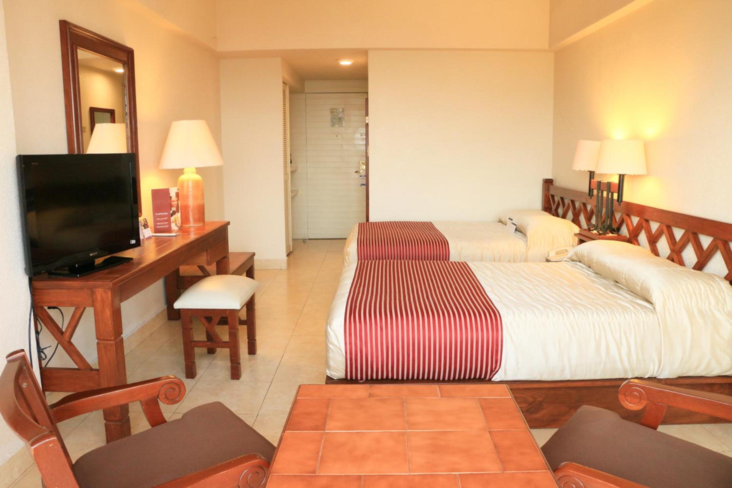 Double Room with Two Double Beds photo 3