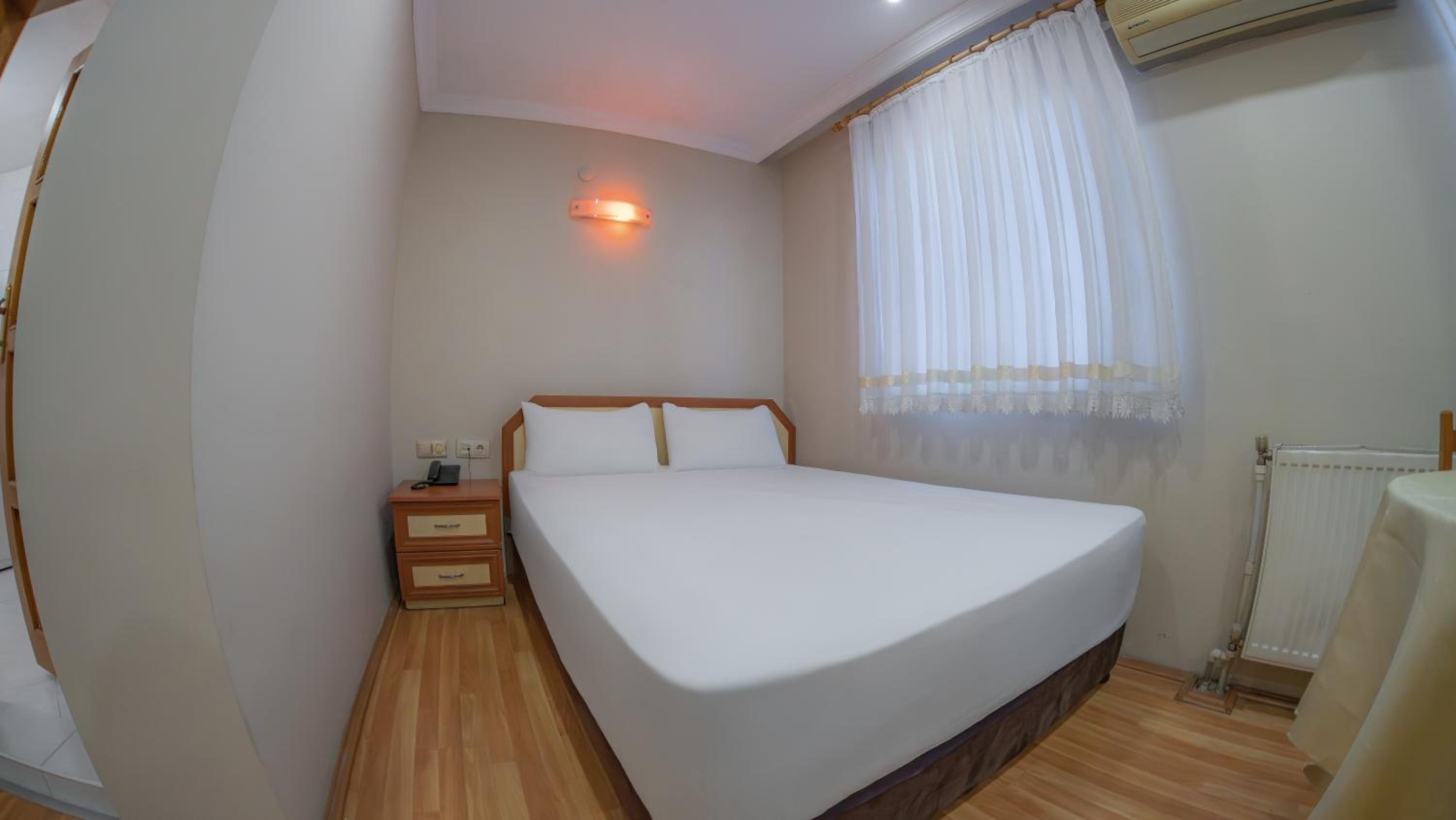 Deluxe Double Studio