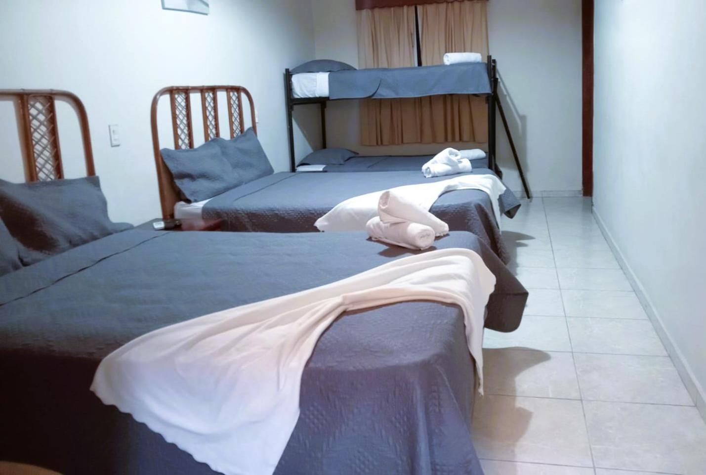 Triple Room photo 2