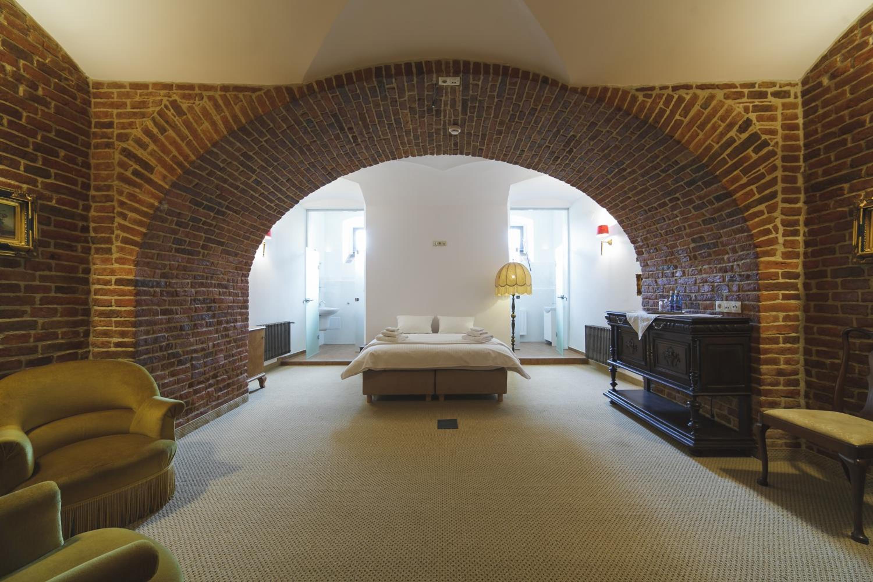 Large Double Room