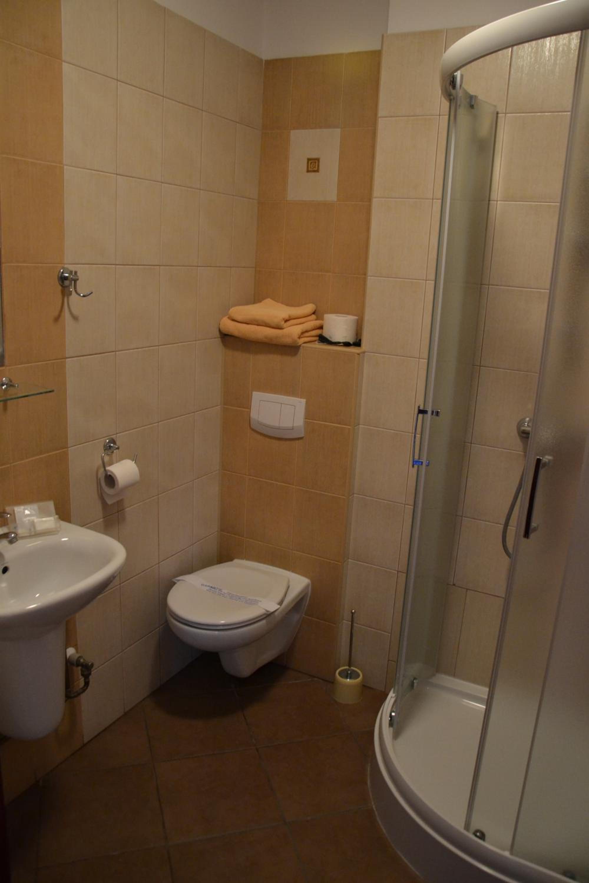 Double Room - Photo 4