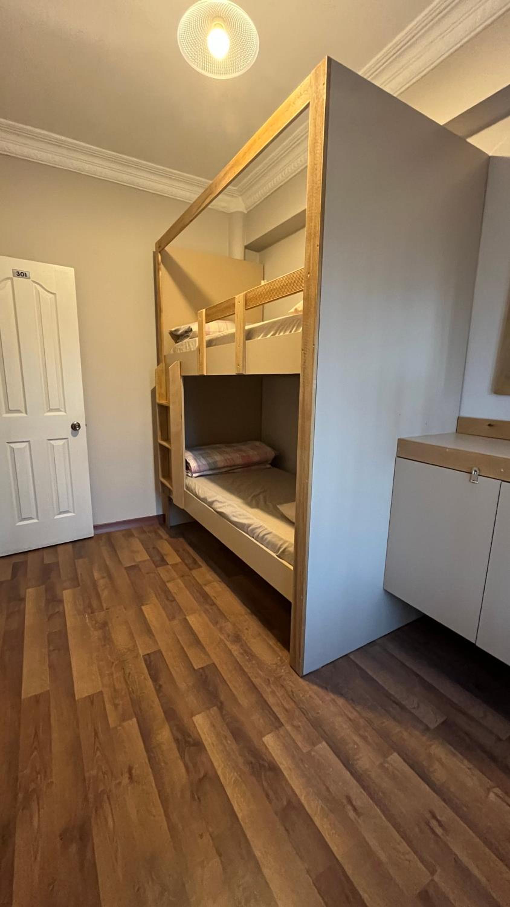 Twin Room with Shared Bathroom photo 1