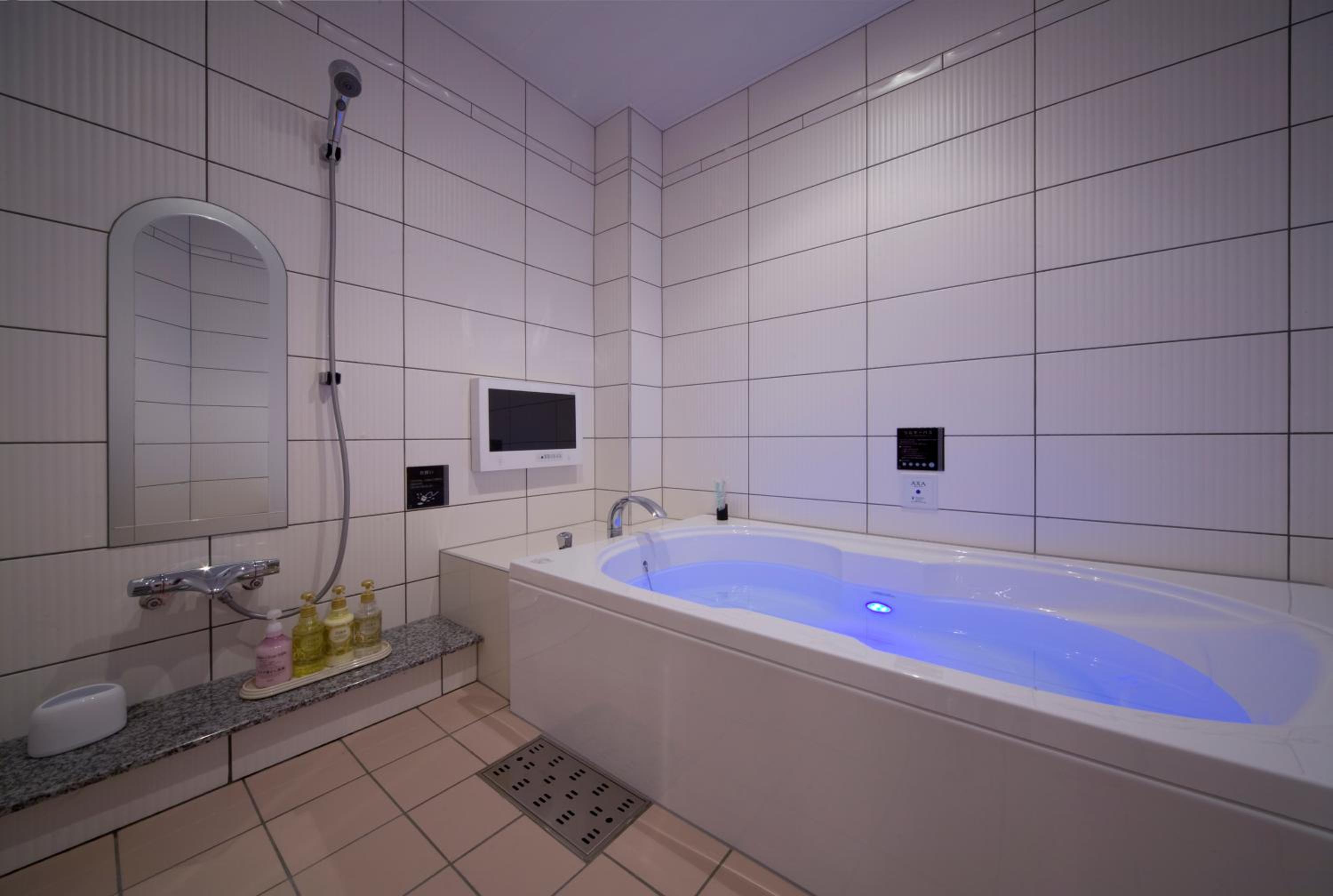 Standard Double Room - Photo 5