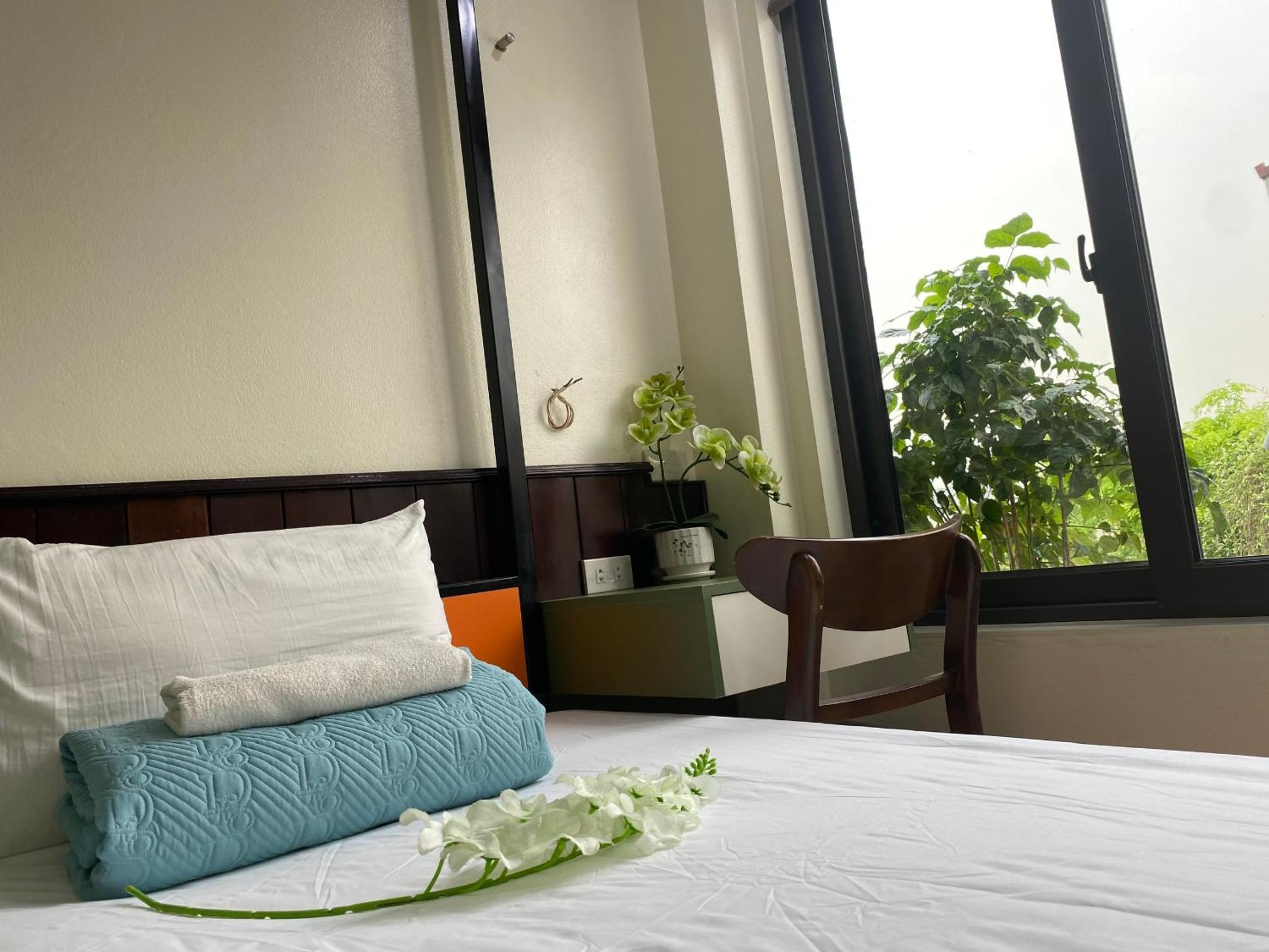Bed in 4-Bed Dormitory Room photo 3