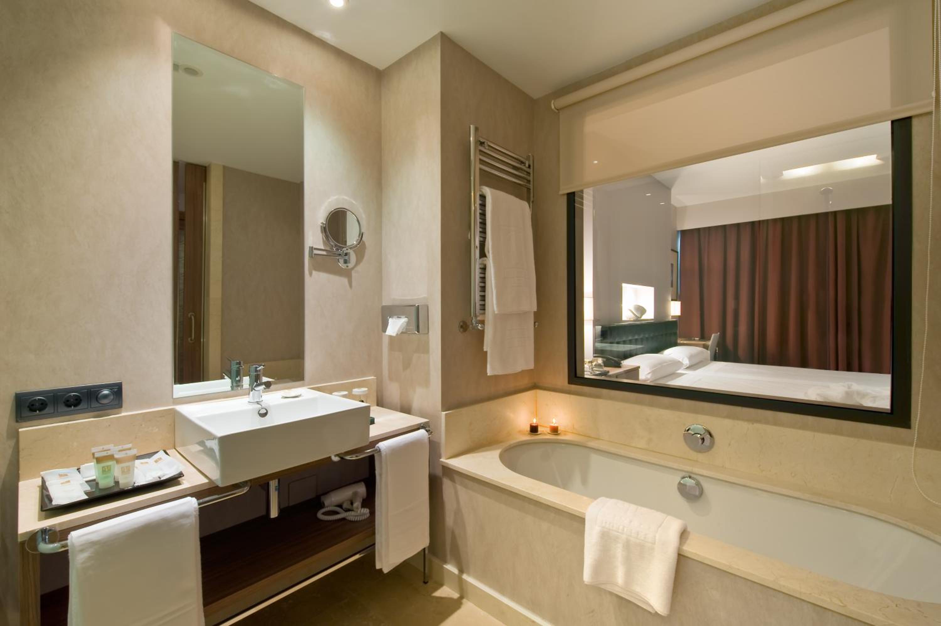 Superior Double Room - Photo 2
