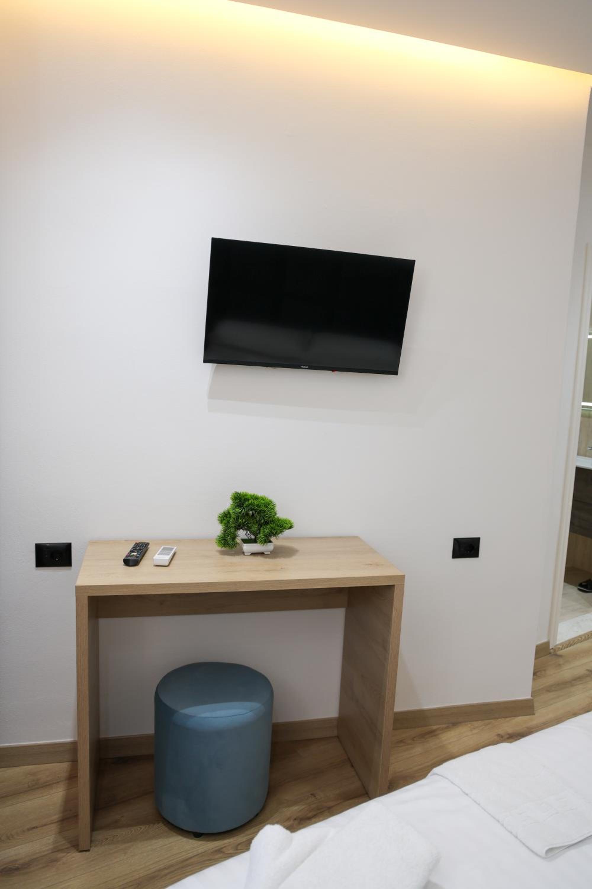 Triple Room with Balcony