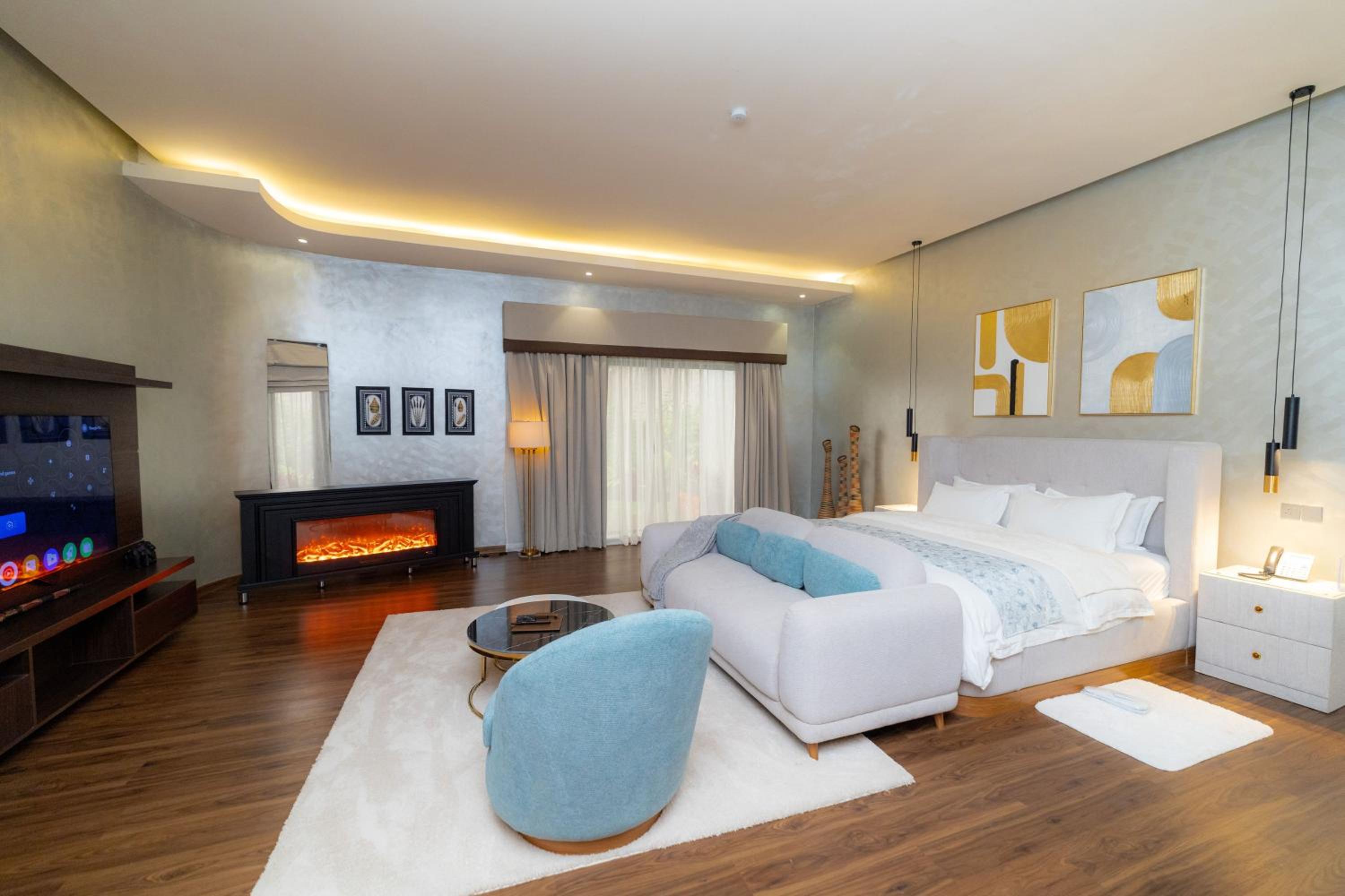 Two-Bedroom Suite photo 2