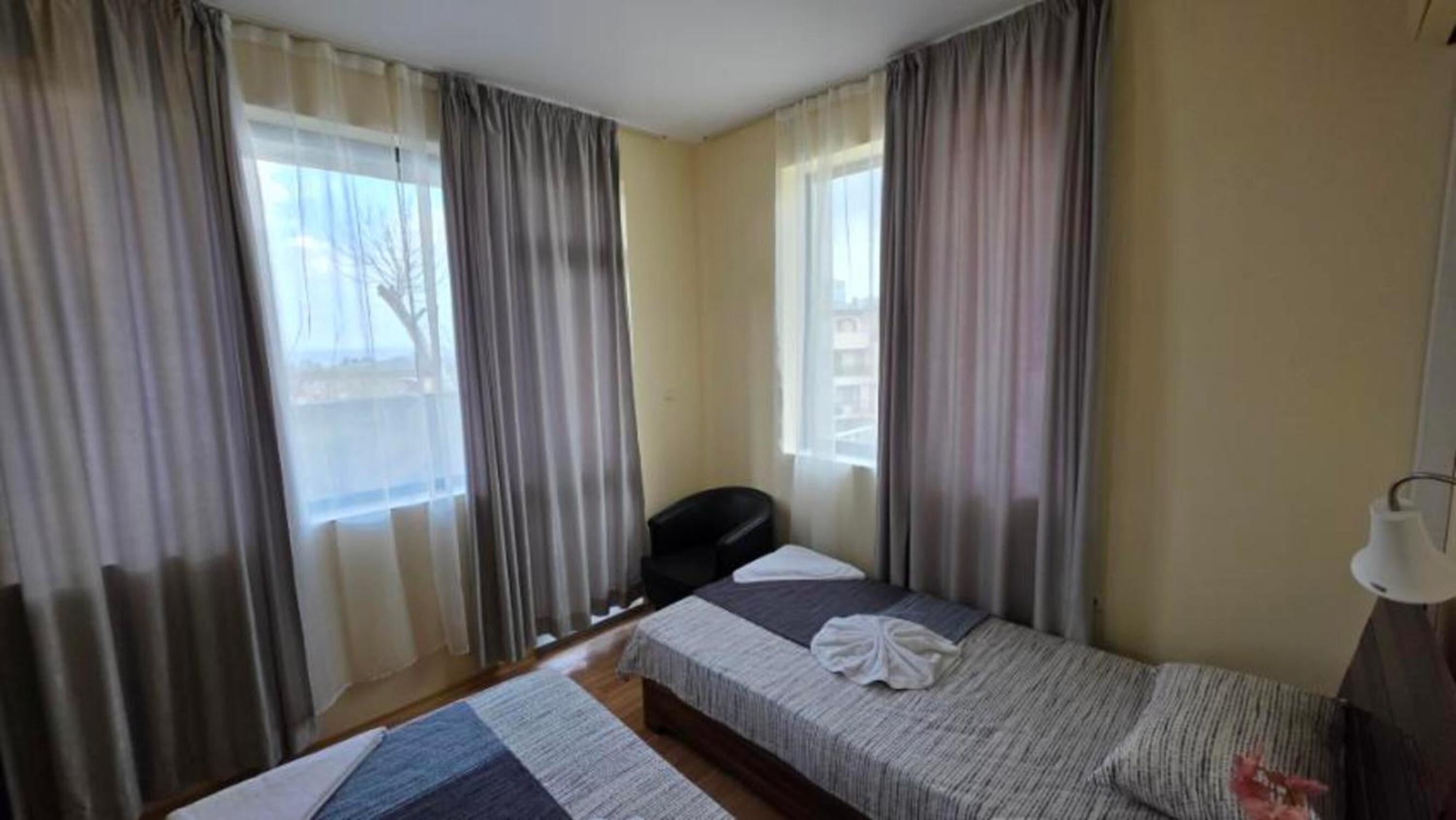 Two-Bedroom Apartment with Sea View photo 3