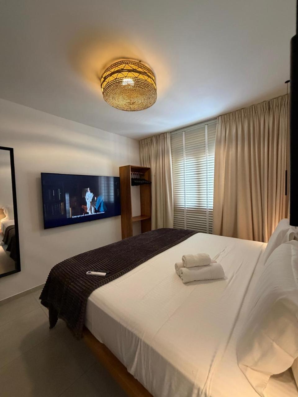 Deluxe King Room photo 2