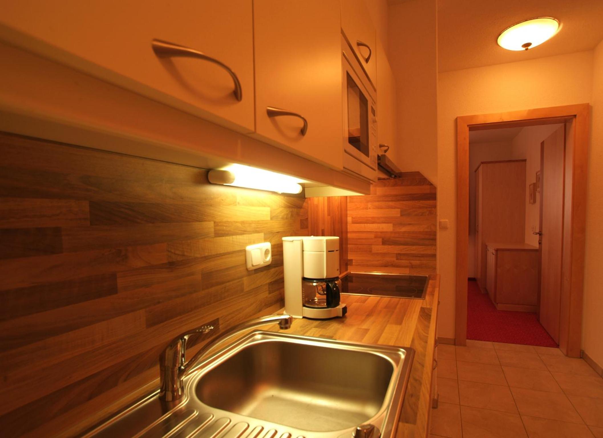 Comfort Two-Bedroom Apartment with Balcony photo 3