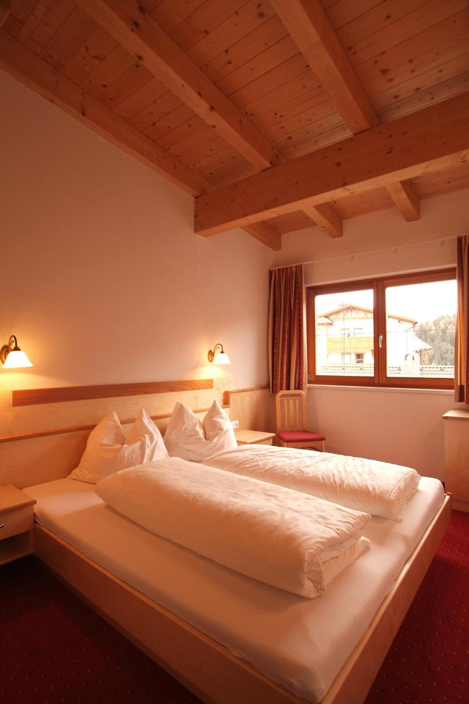Comfort Two-Bedroom Apartment with Balcony photo 1