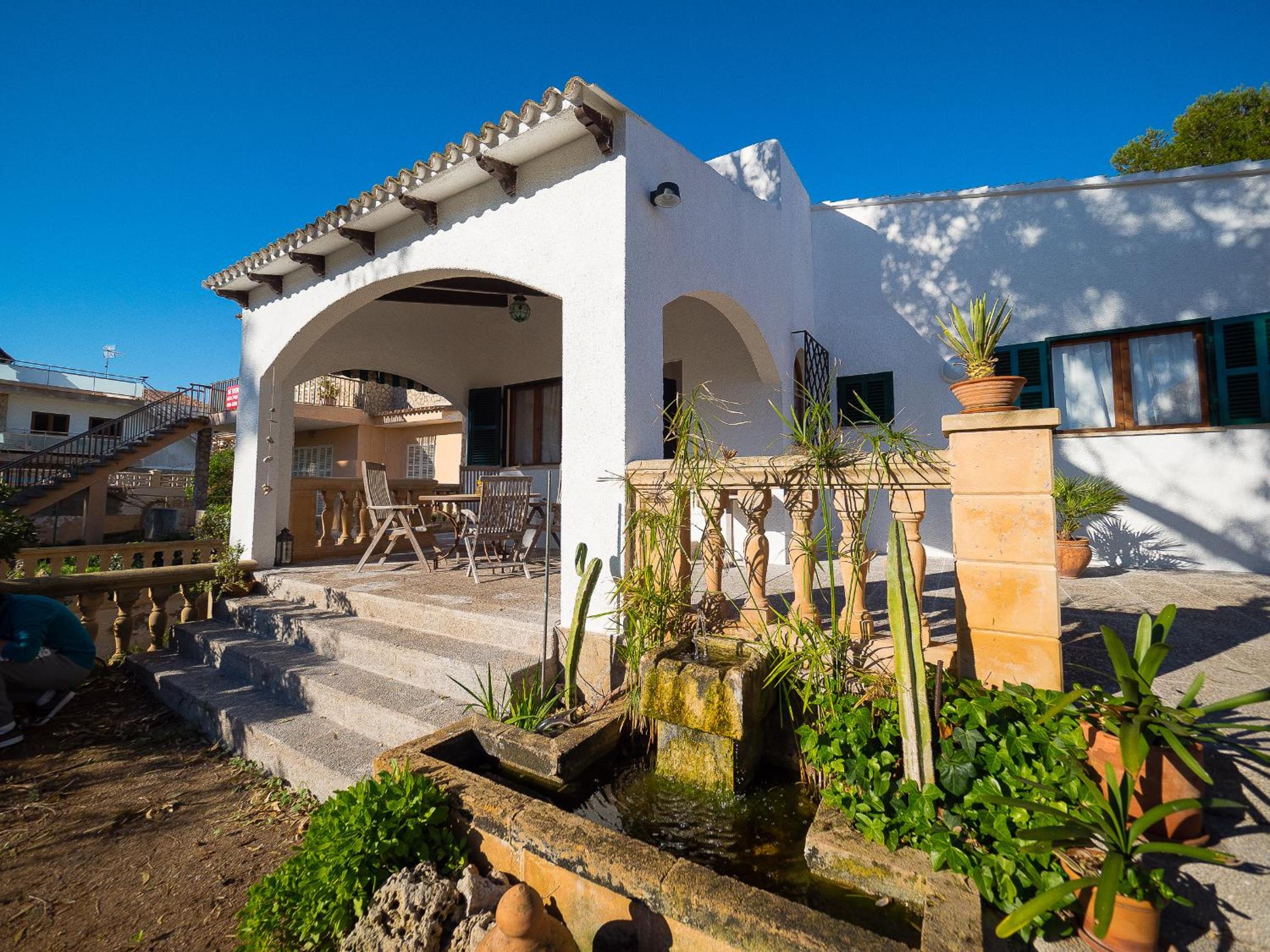 Three-Bedroom Villa photo 2