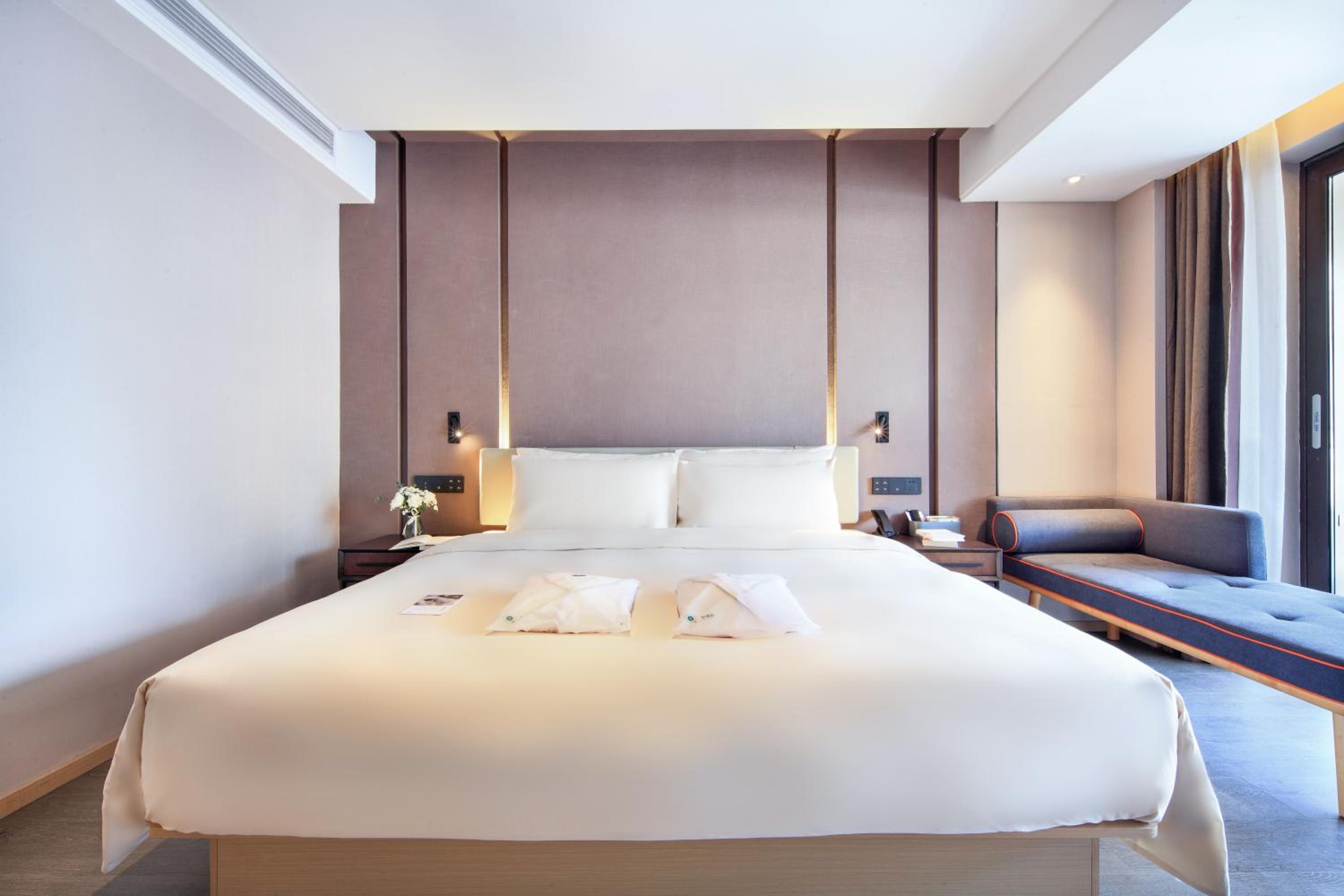 Jimu Double Room with Balcony  - Photo 4