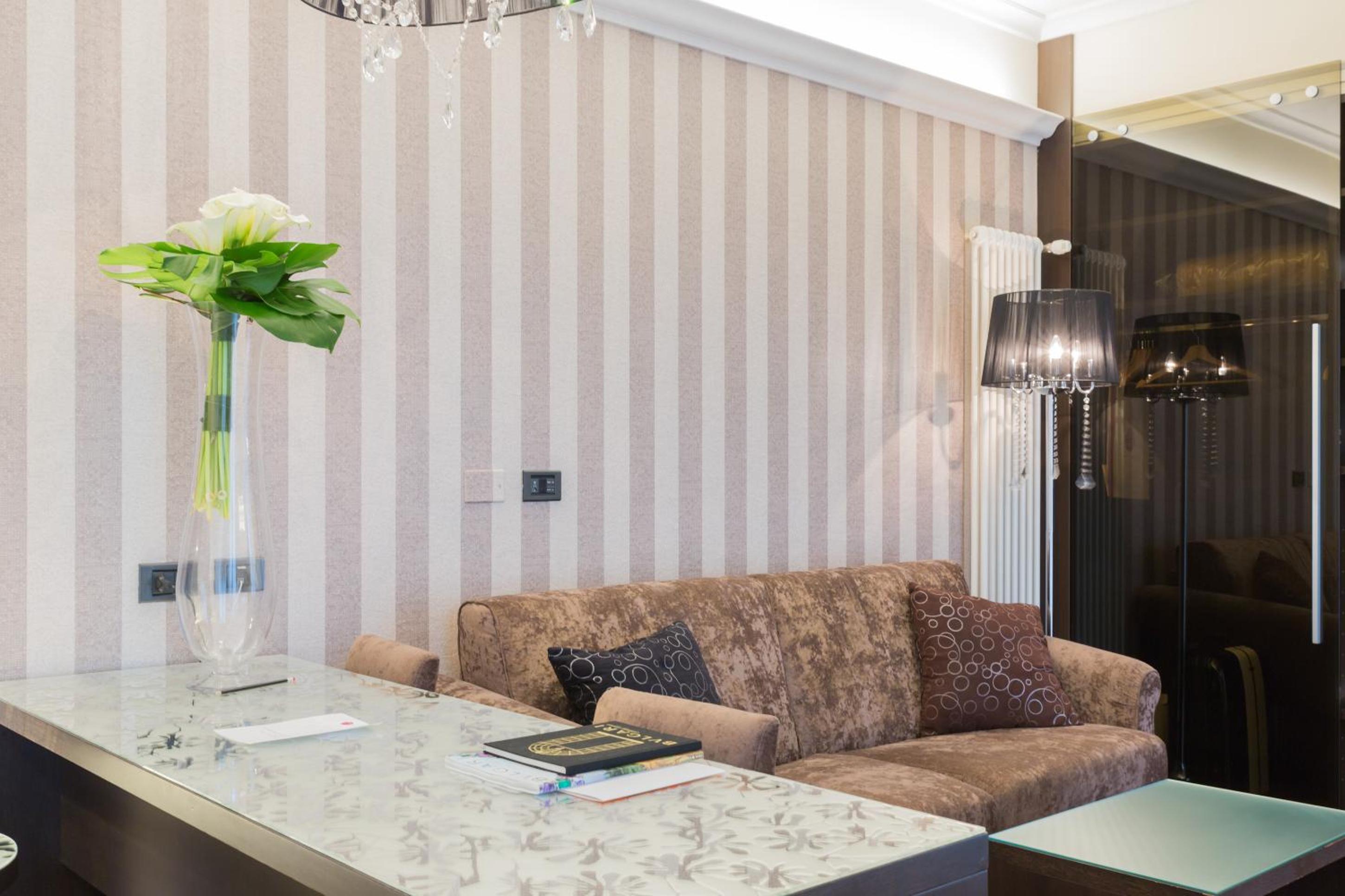 Junior Suite with Terrace - Photo 6