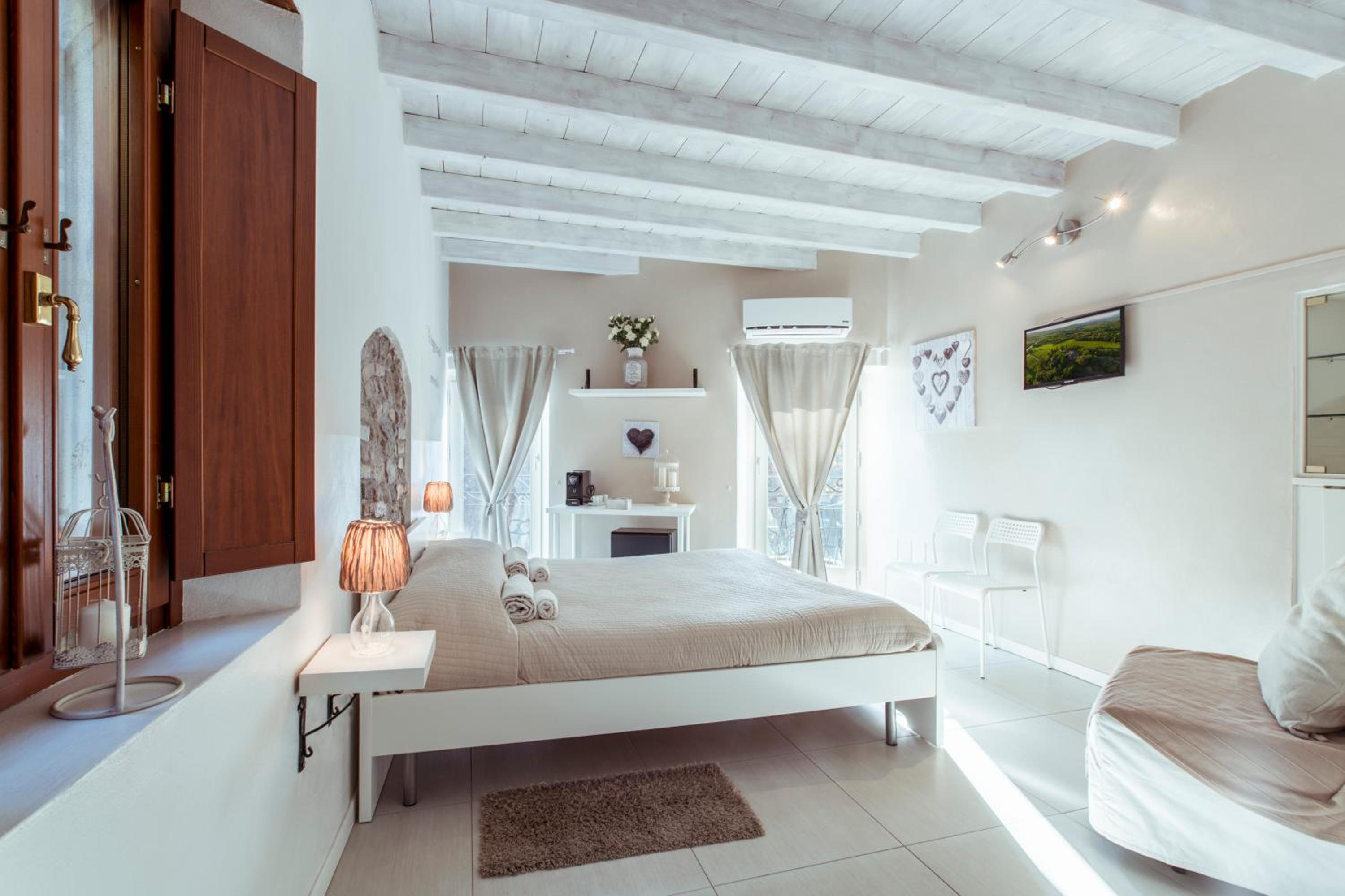 Triple Room with Bathroom