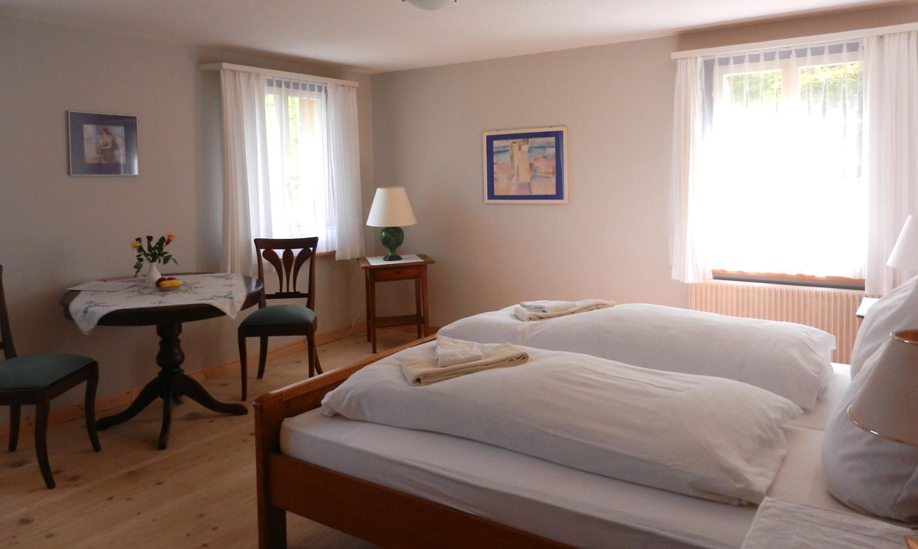 Standard Twin Room with Shared Bathroom