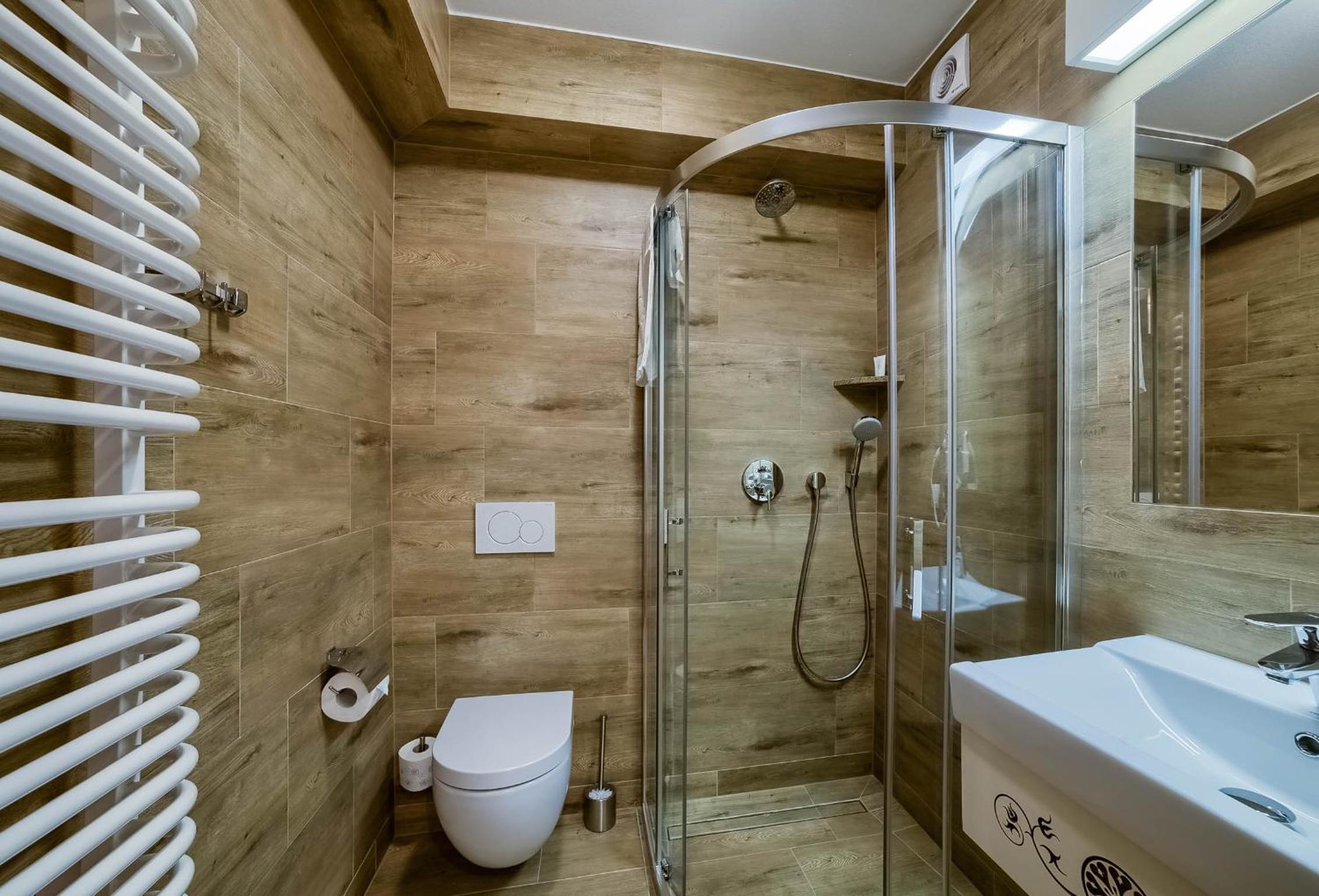 Standard Triple Room - Photo 7