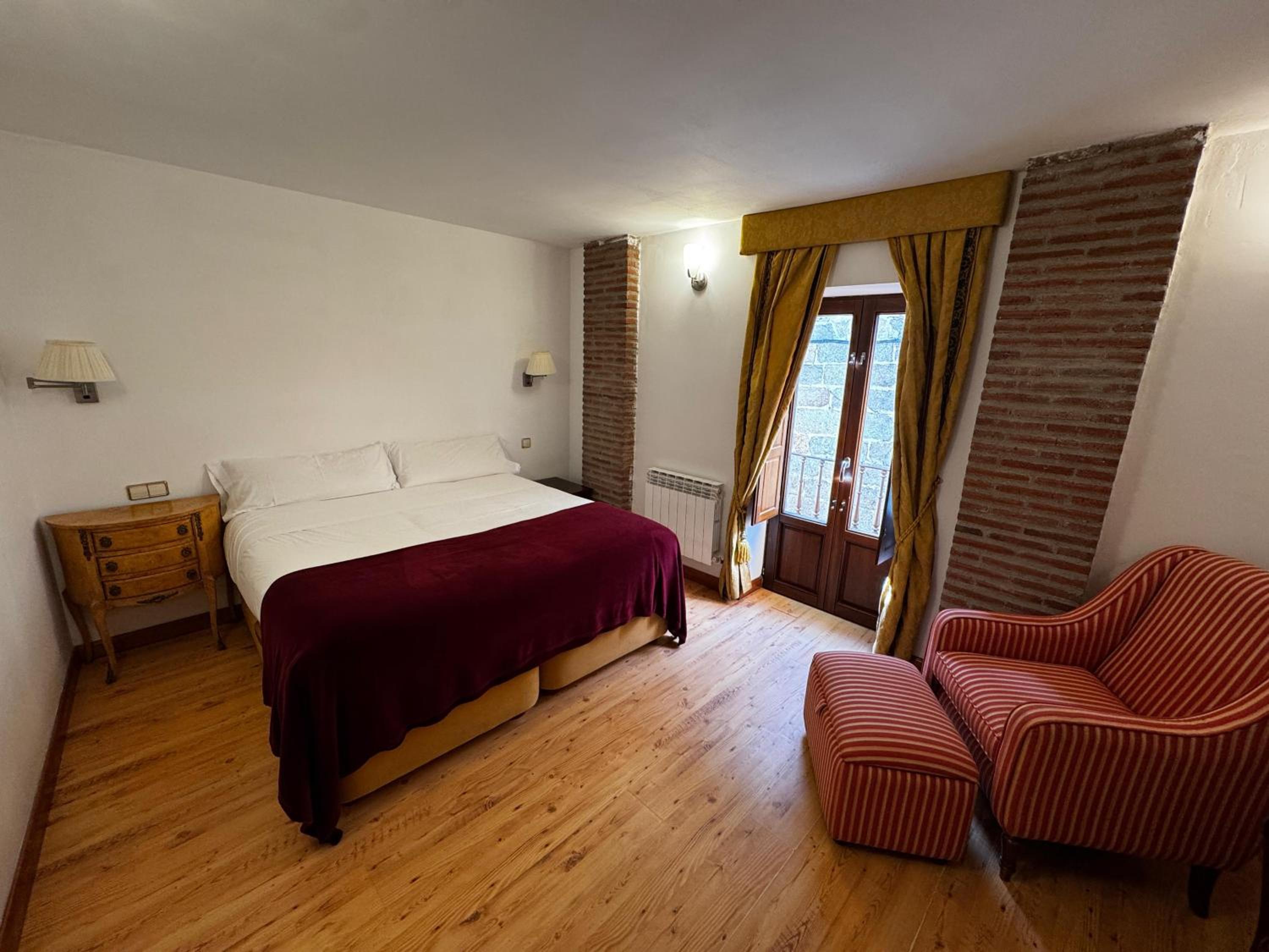 Deluxe Double Room photo 3