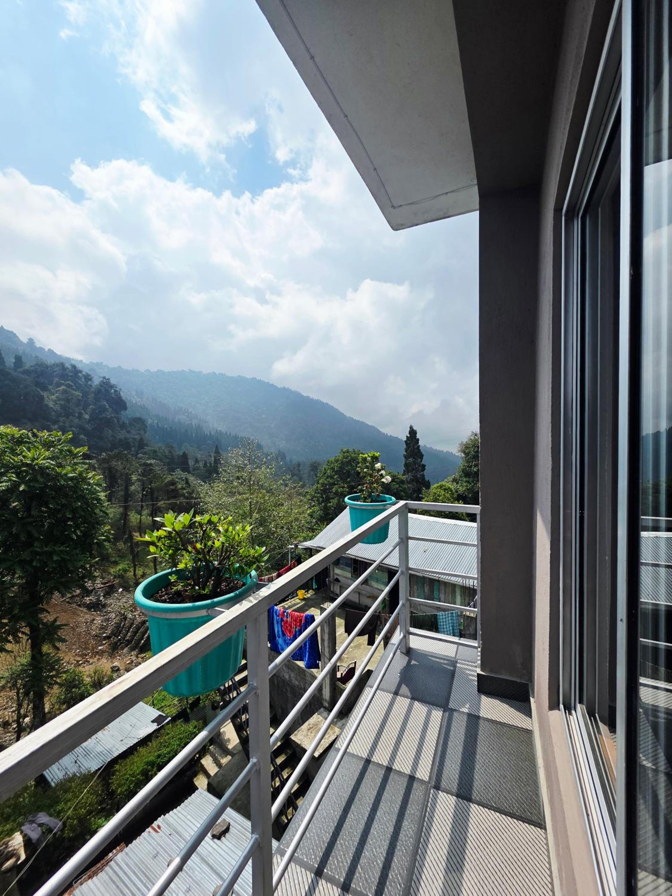 Triple Room with Mountain View photo 2