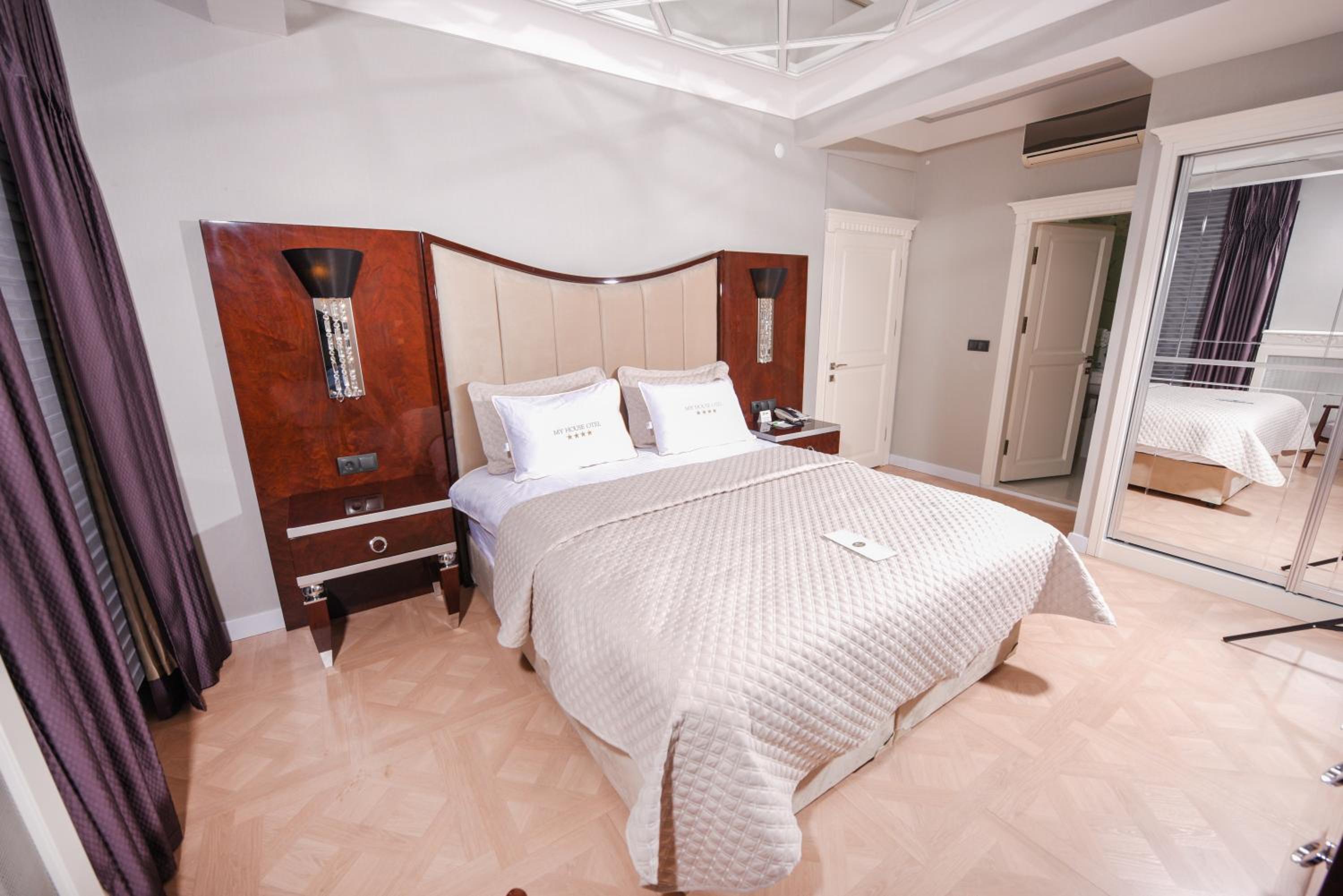 King Suite with Sea View - Photo 6