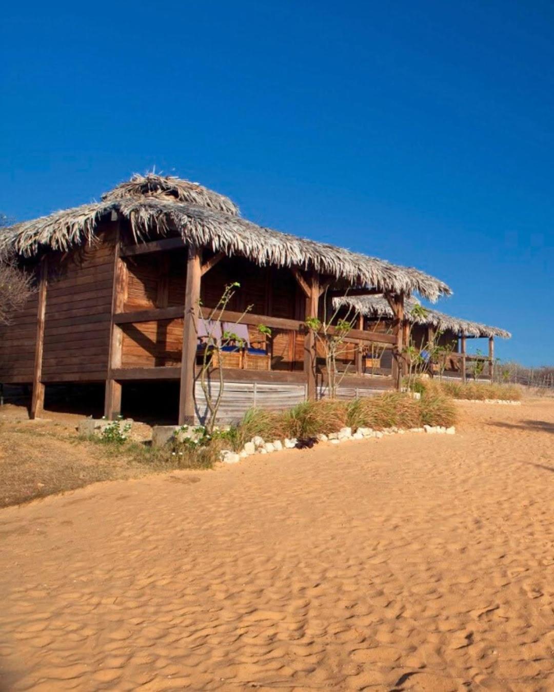 Bungalow with Sea View photo 2