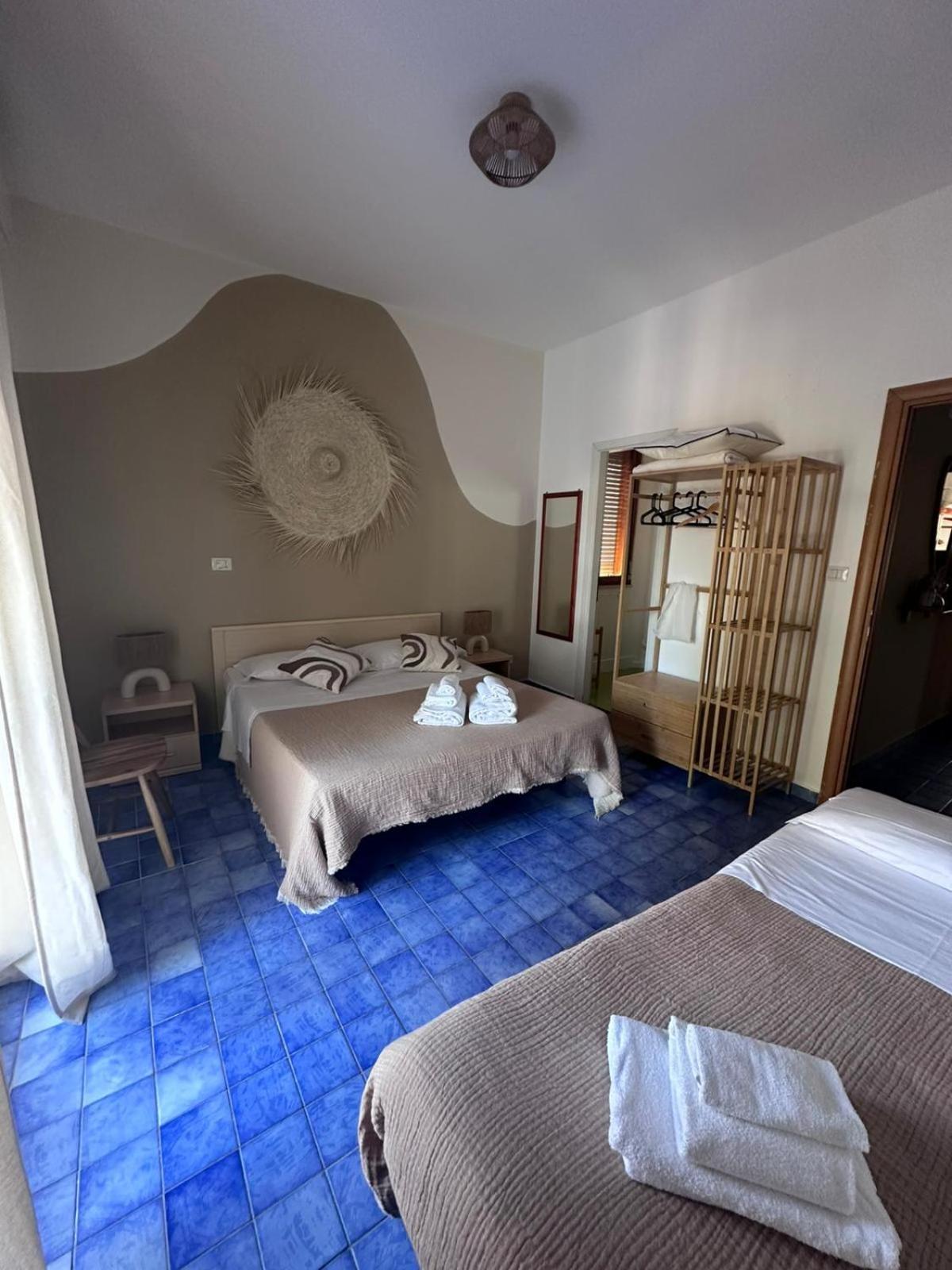 Deluxe Triple Room with Sea View photo 1