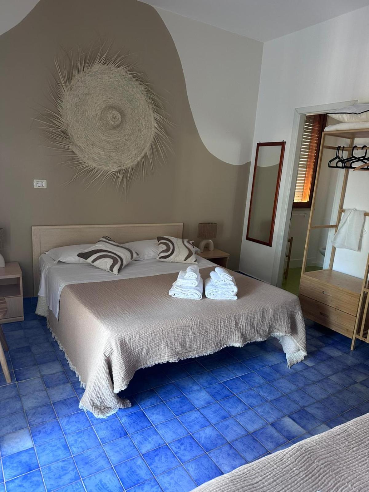 Deluxe Triple Room with Sea View photo 2