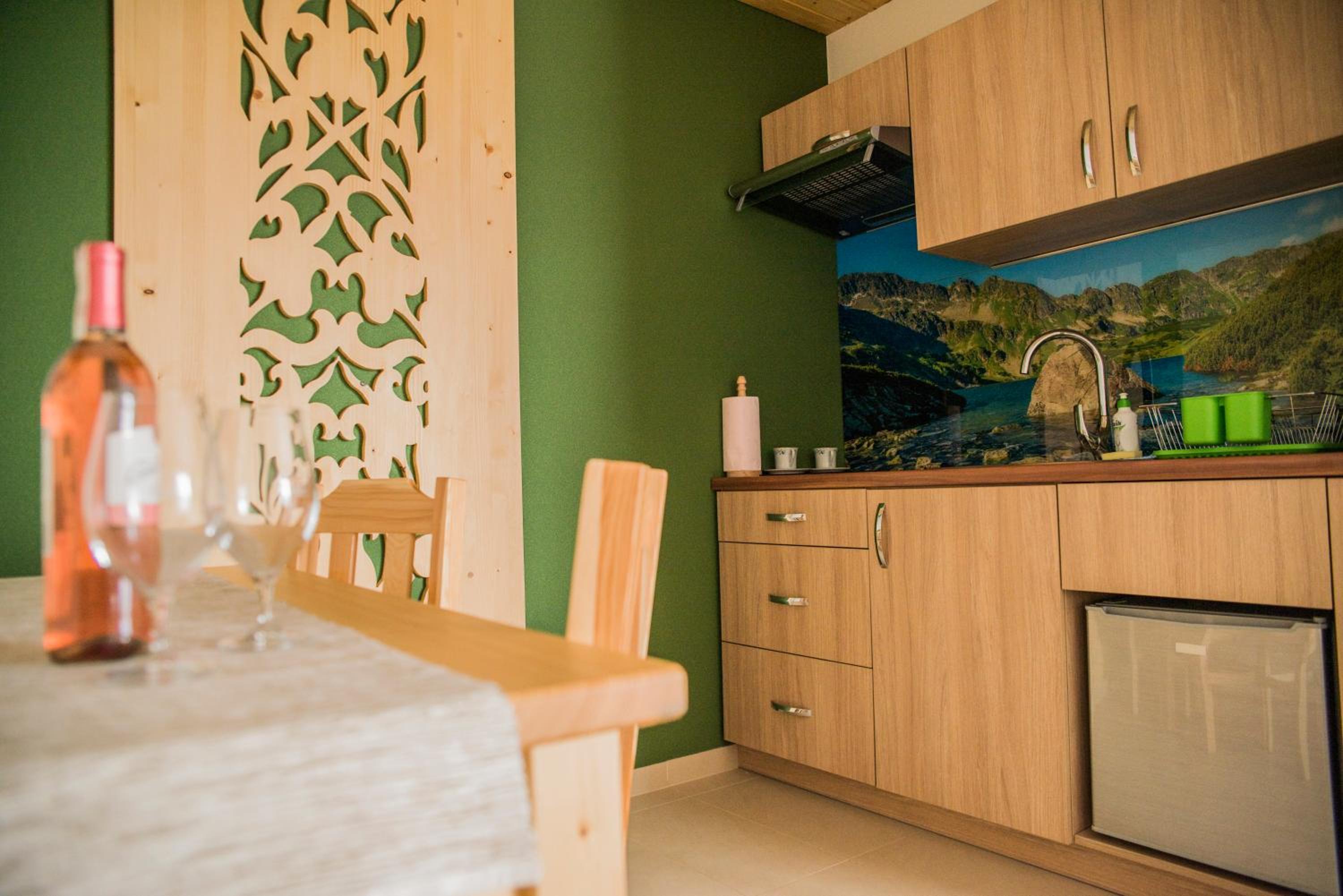 Quadruple Room with Mountain View photo 3