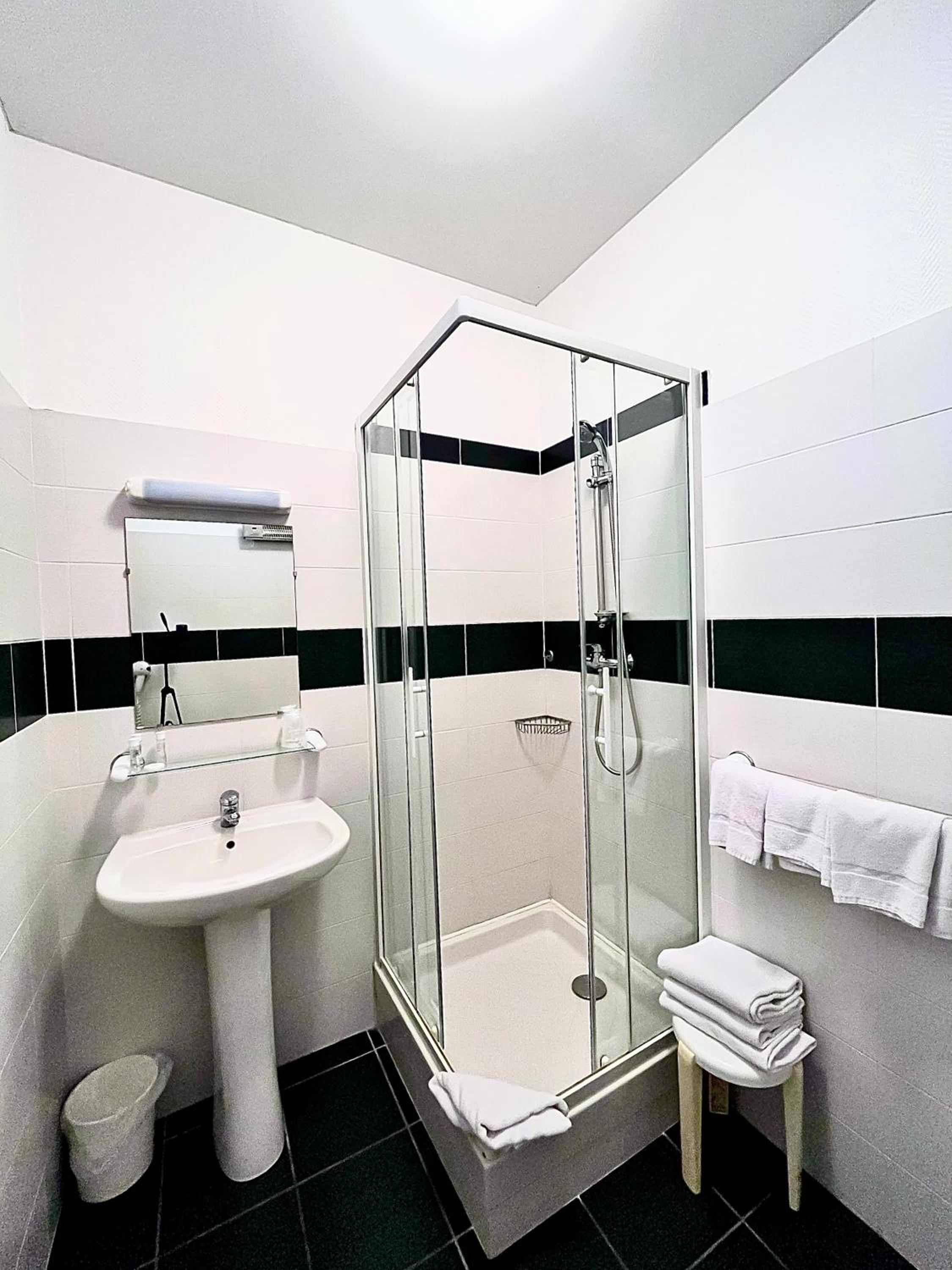 Triple Room with Balcony photo 3