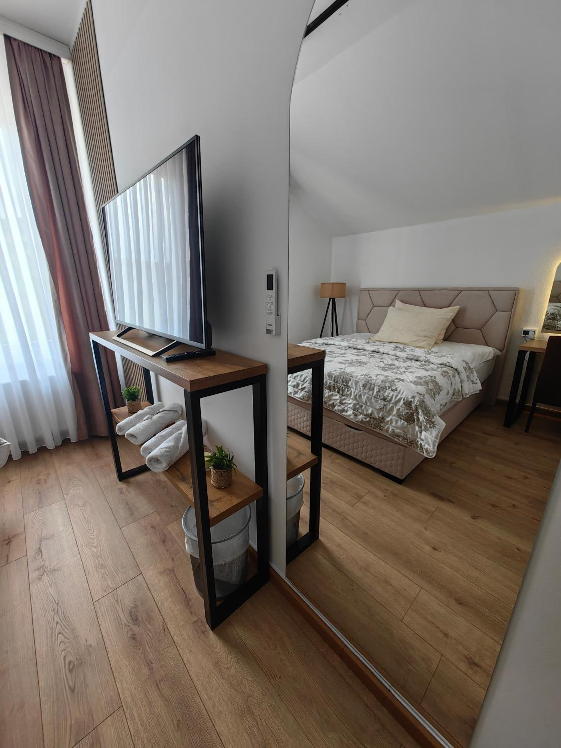 Superior Queen Room
