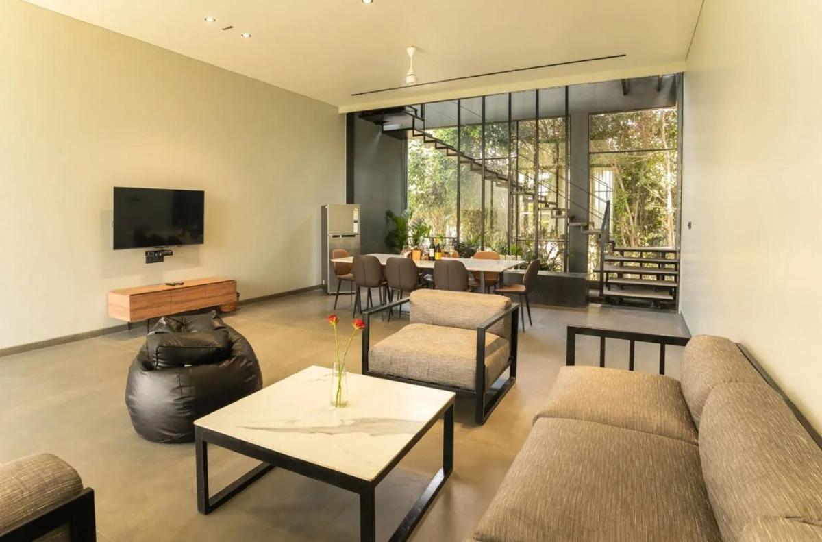 4 BHK Villa with Private Pool and Wine tour & Tasting experience at Sula Vineyards, 10% discount on spa & Complimentary welcome drinks on arrival, Happy Hours (1+1) from 4 to 7 pm photo 2
