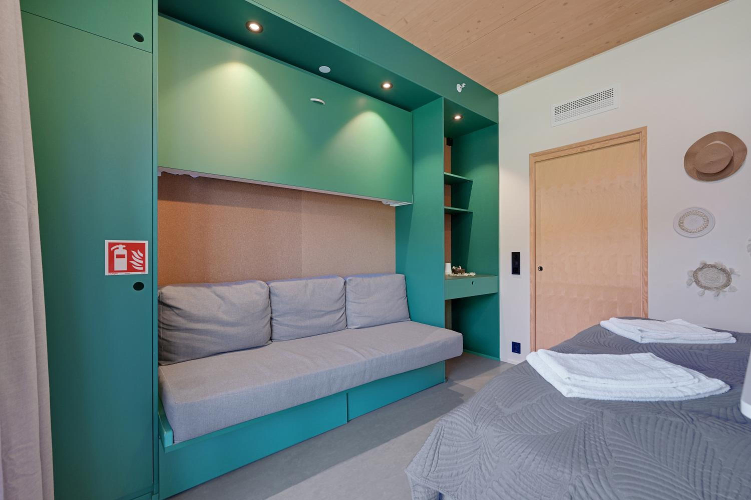 Double Room Second Floor - Photo 9