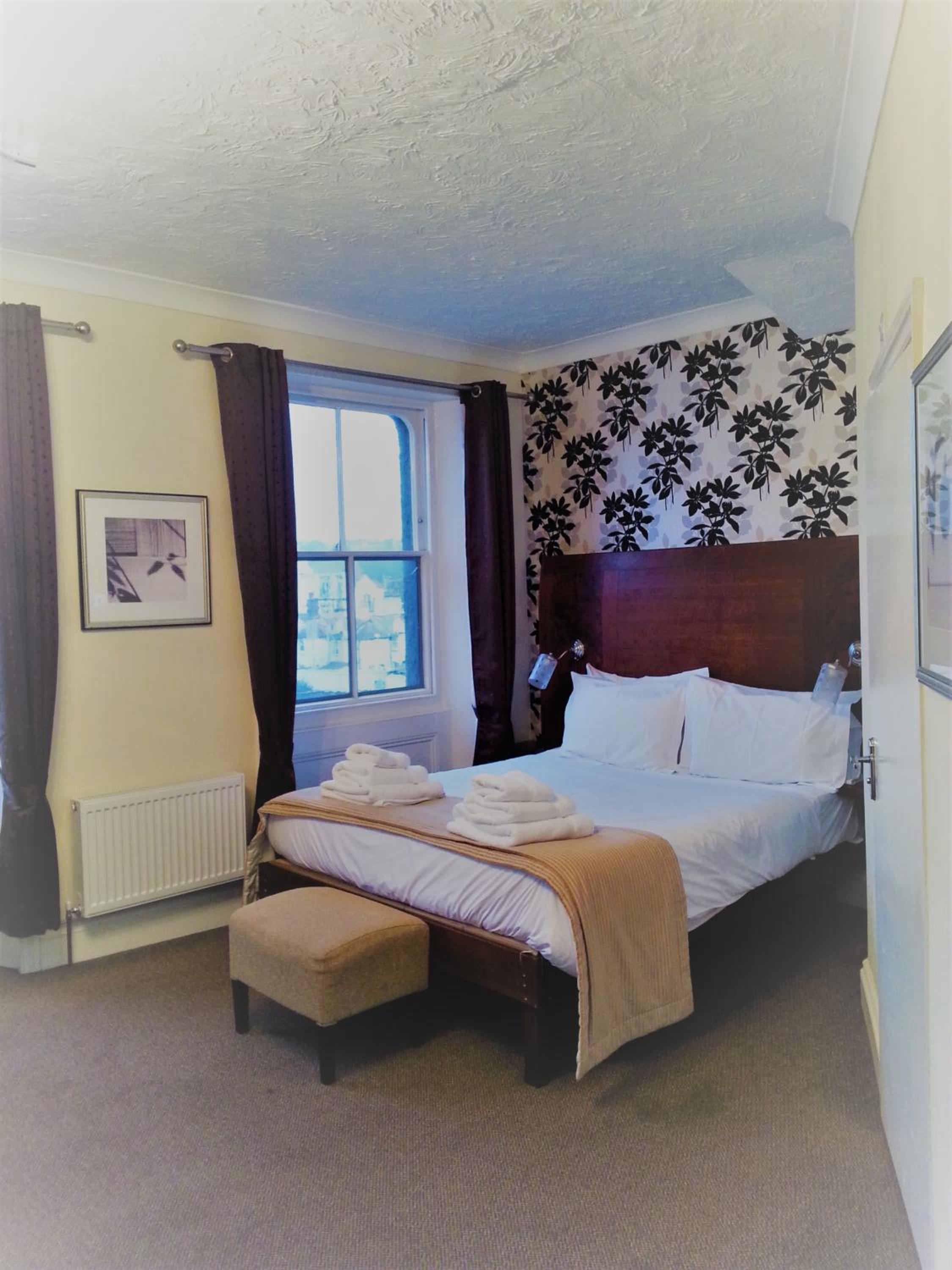 Deluxe King Room photo 1