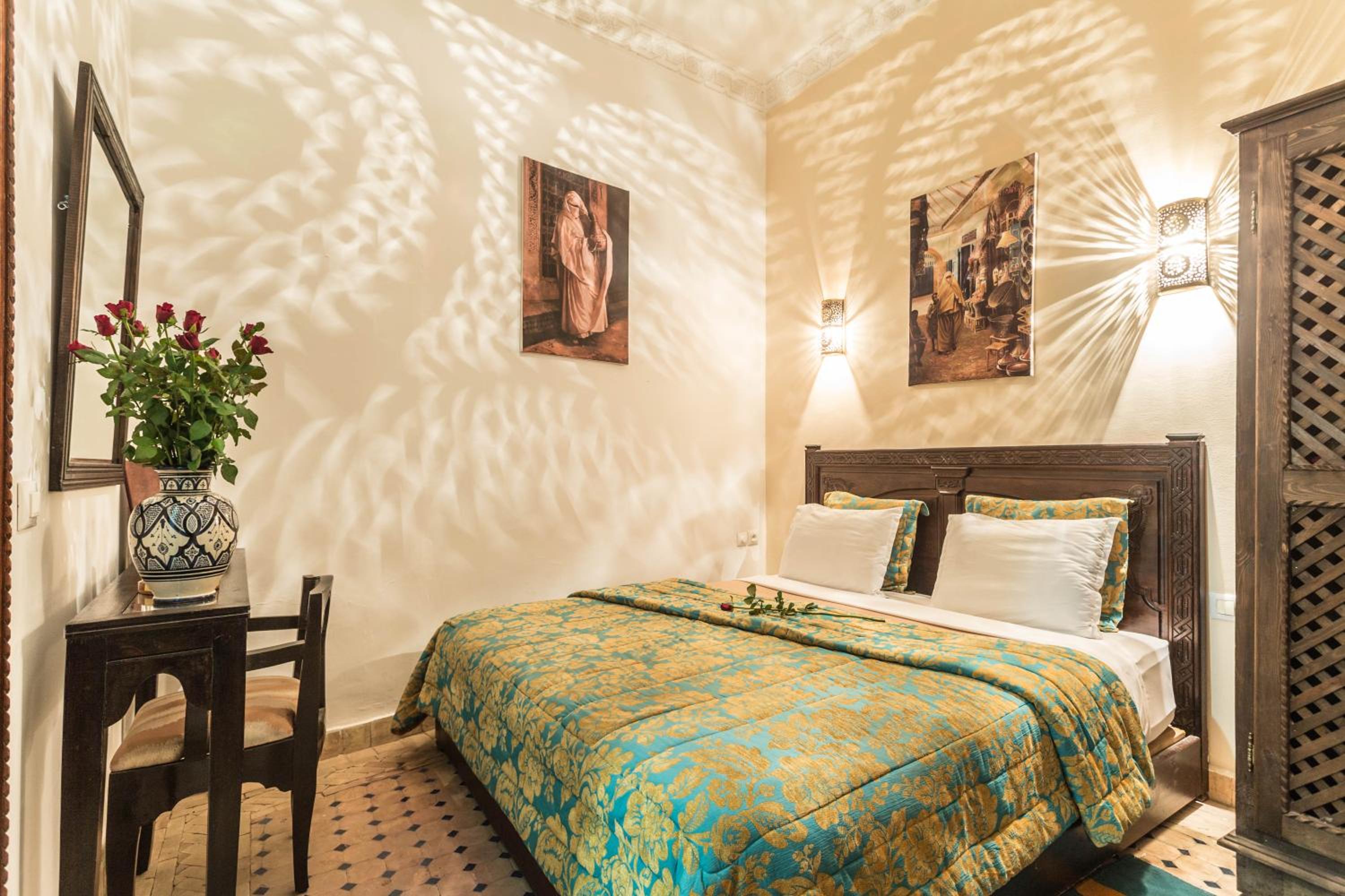 Standard Double Room - Photo 4