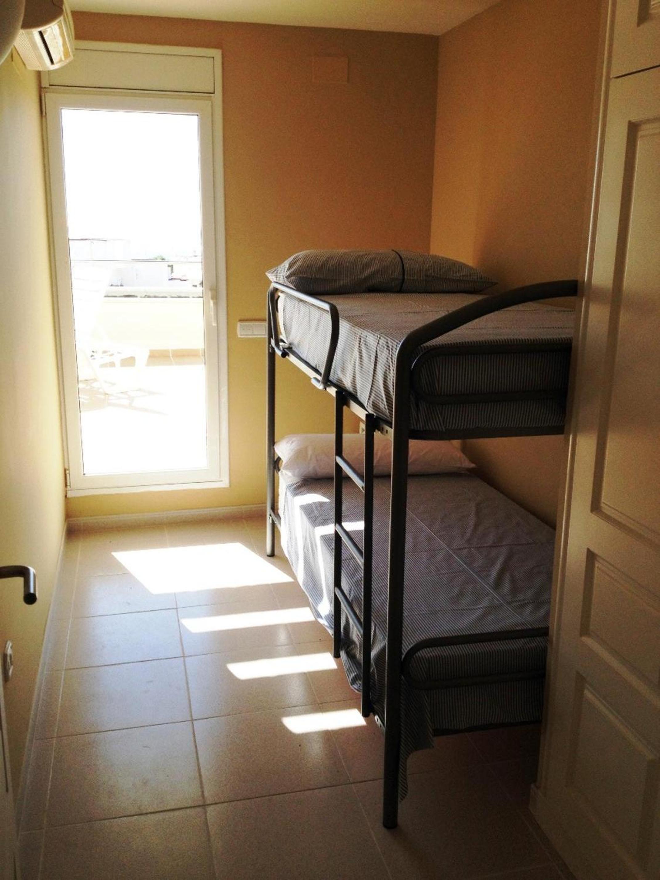 Apartamento de Cuatro Habitaciones