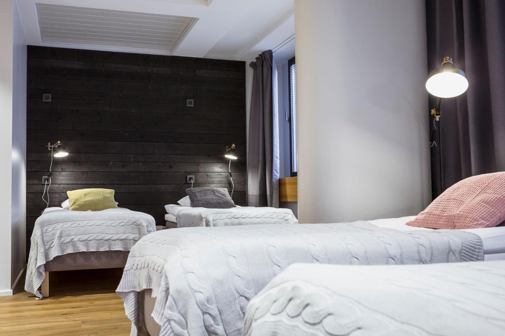 Quadruple Room - Photo 5
