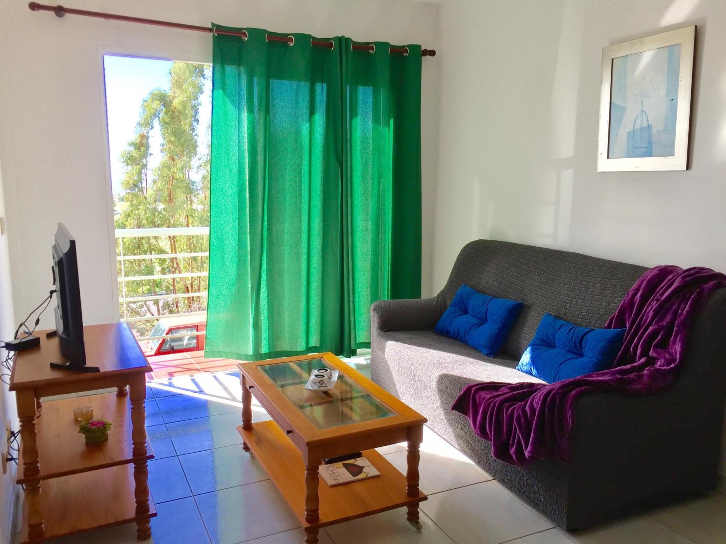 Apartment With Sea View photo 2
